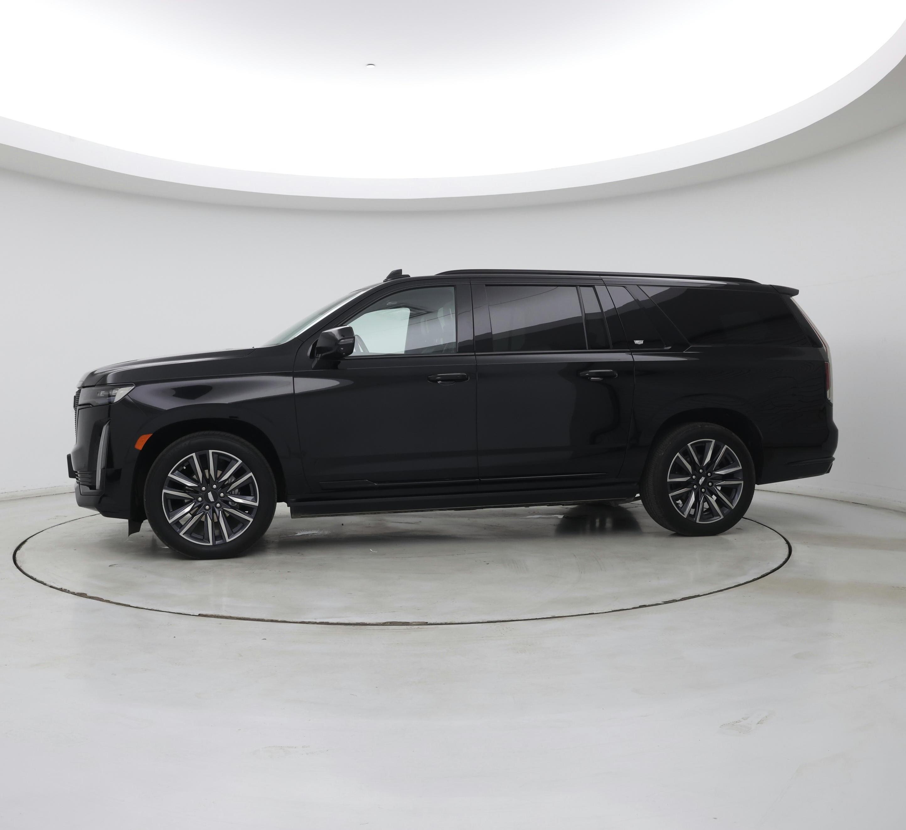 Thumbnail: 2023 Cadillac Escalade - 3