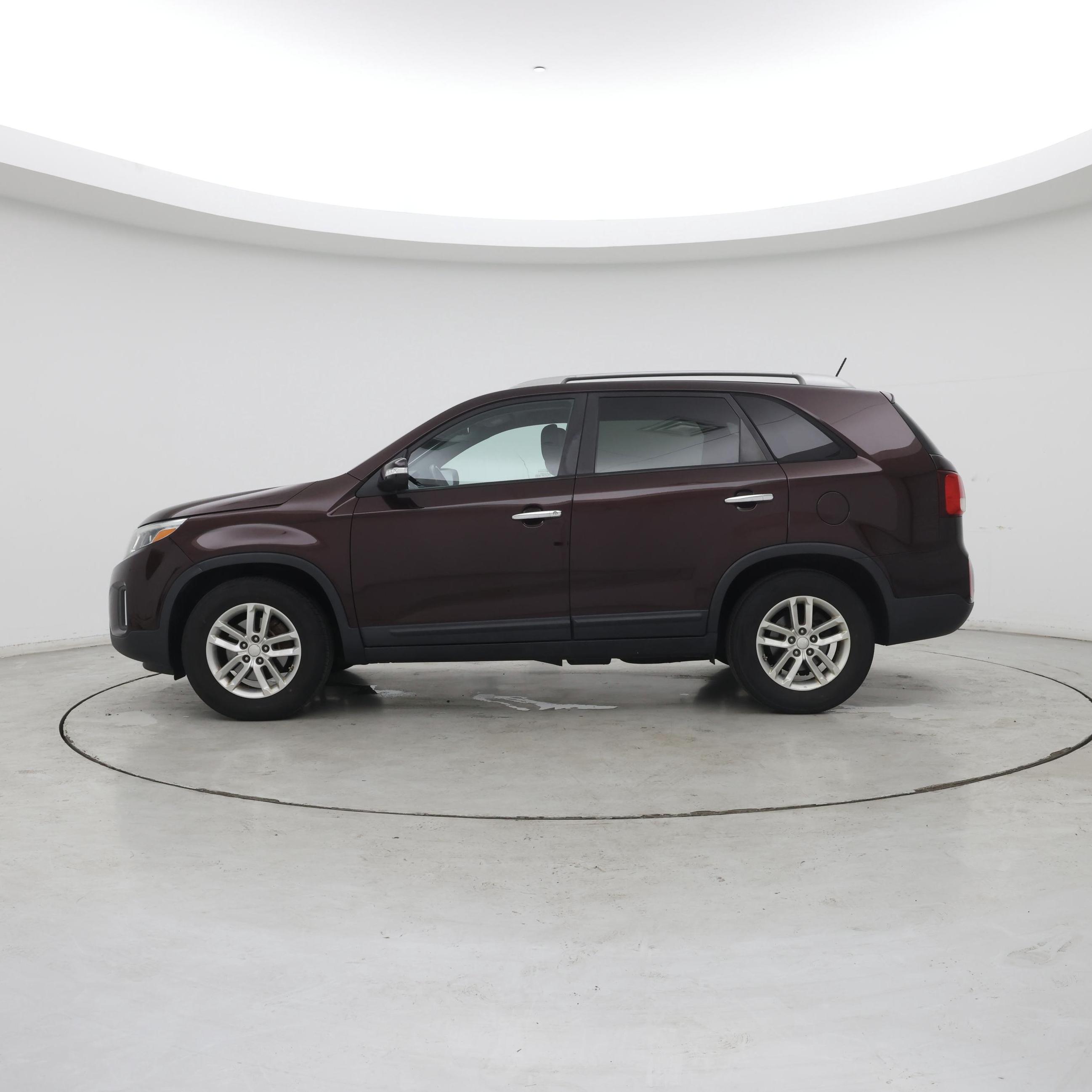 Thumbnail: 2015 Kia Sorento - 3