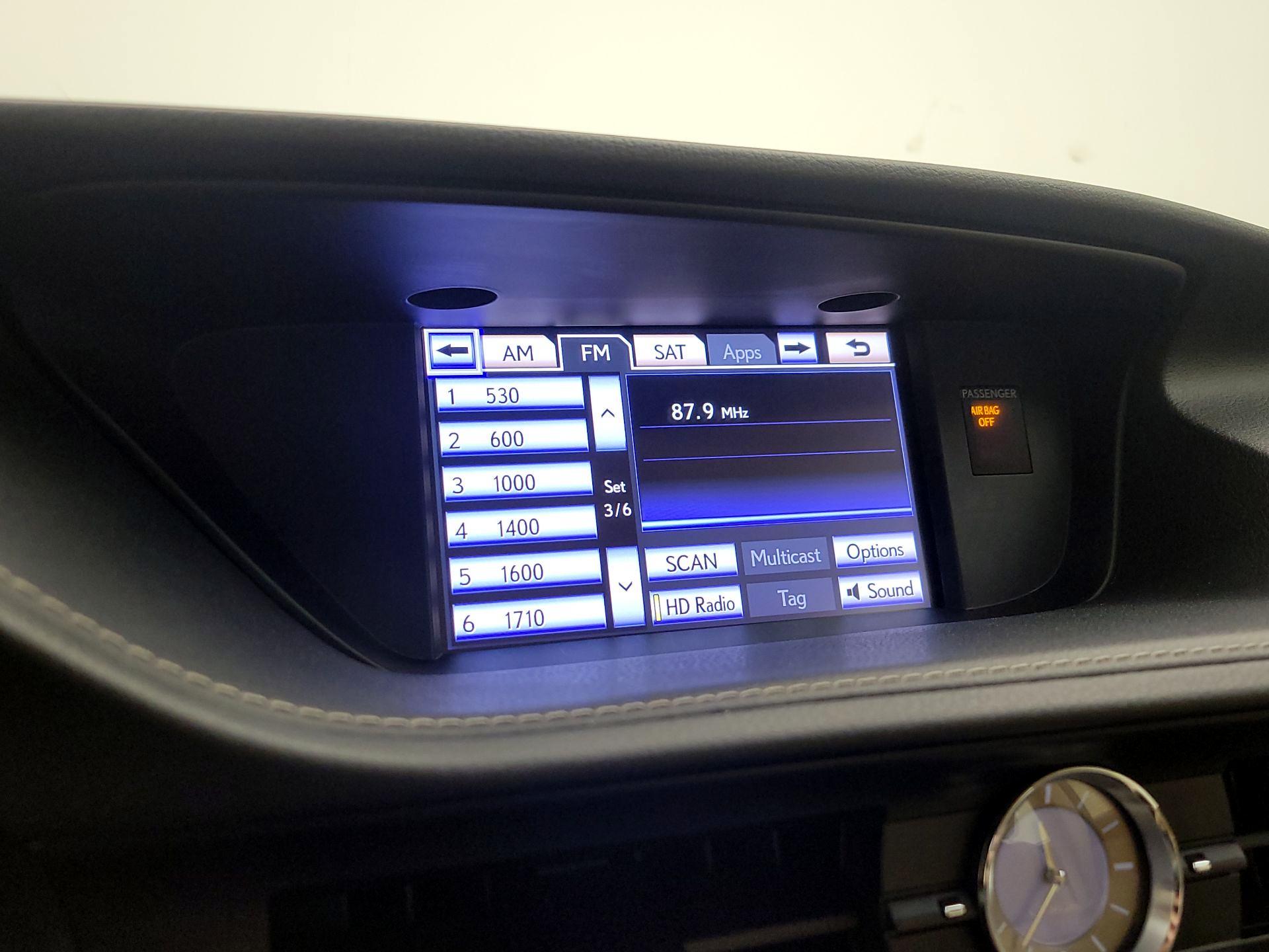 Thumbnail: 2013 Lexus ES - 15