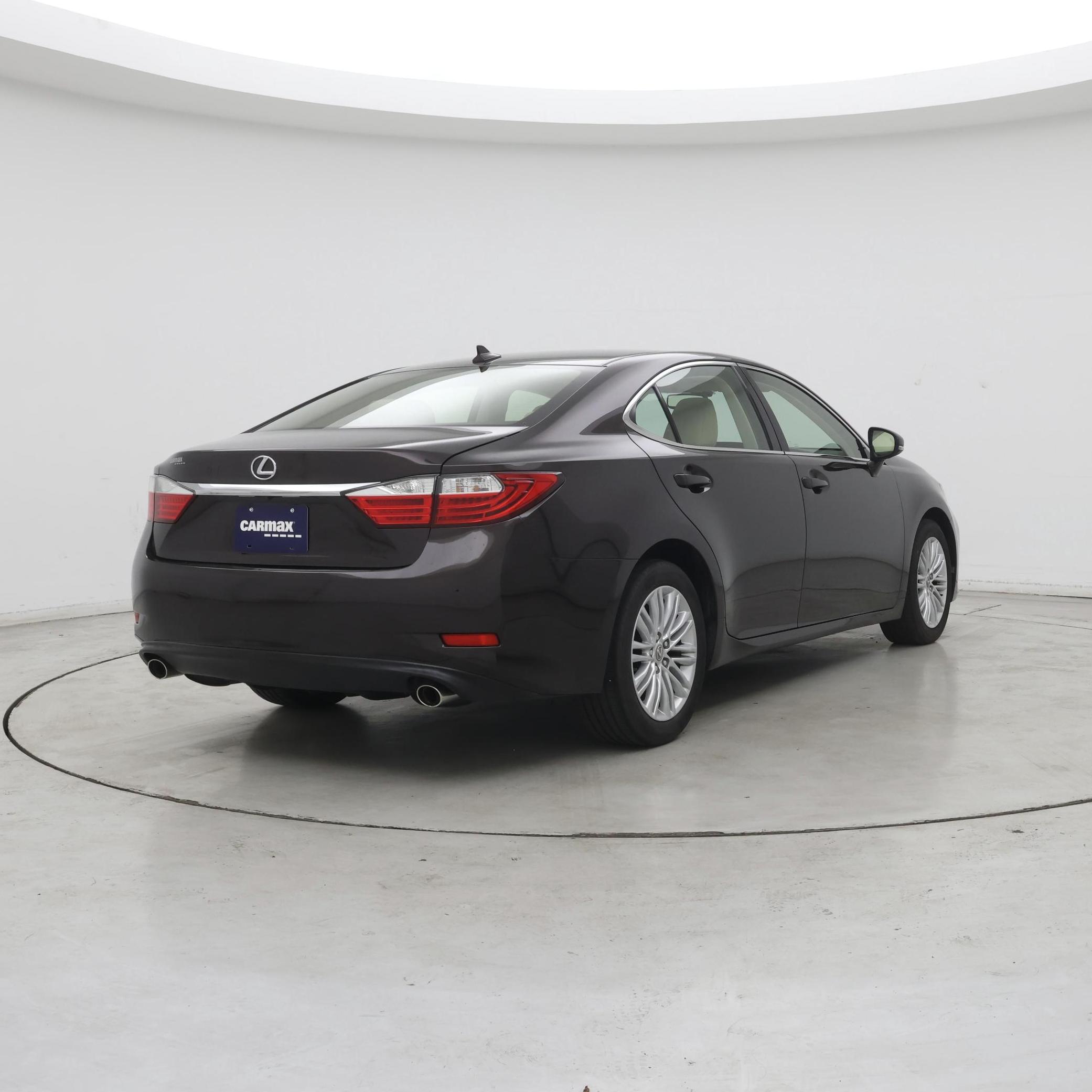 Thumbnail: 2013 Lexus ES - 8