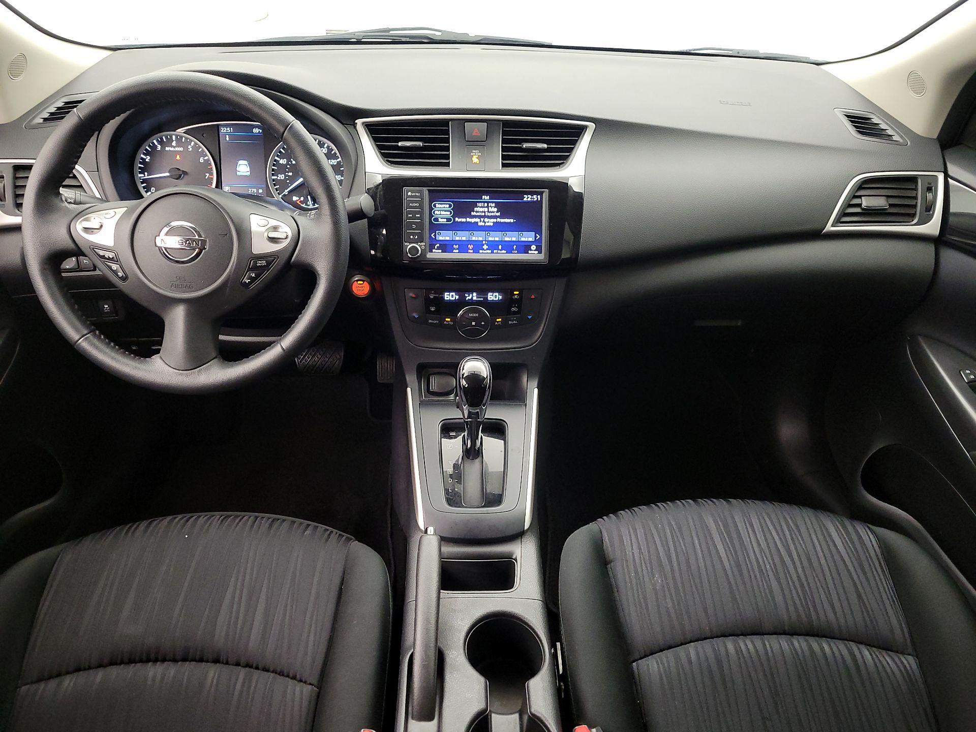Thumbnail: 2019 Nissan Sentra - 9