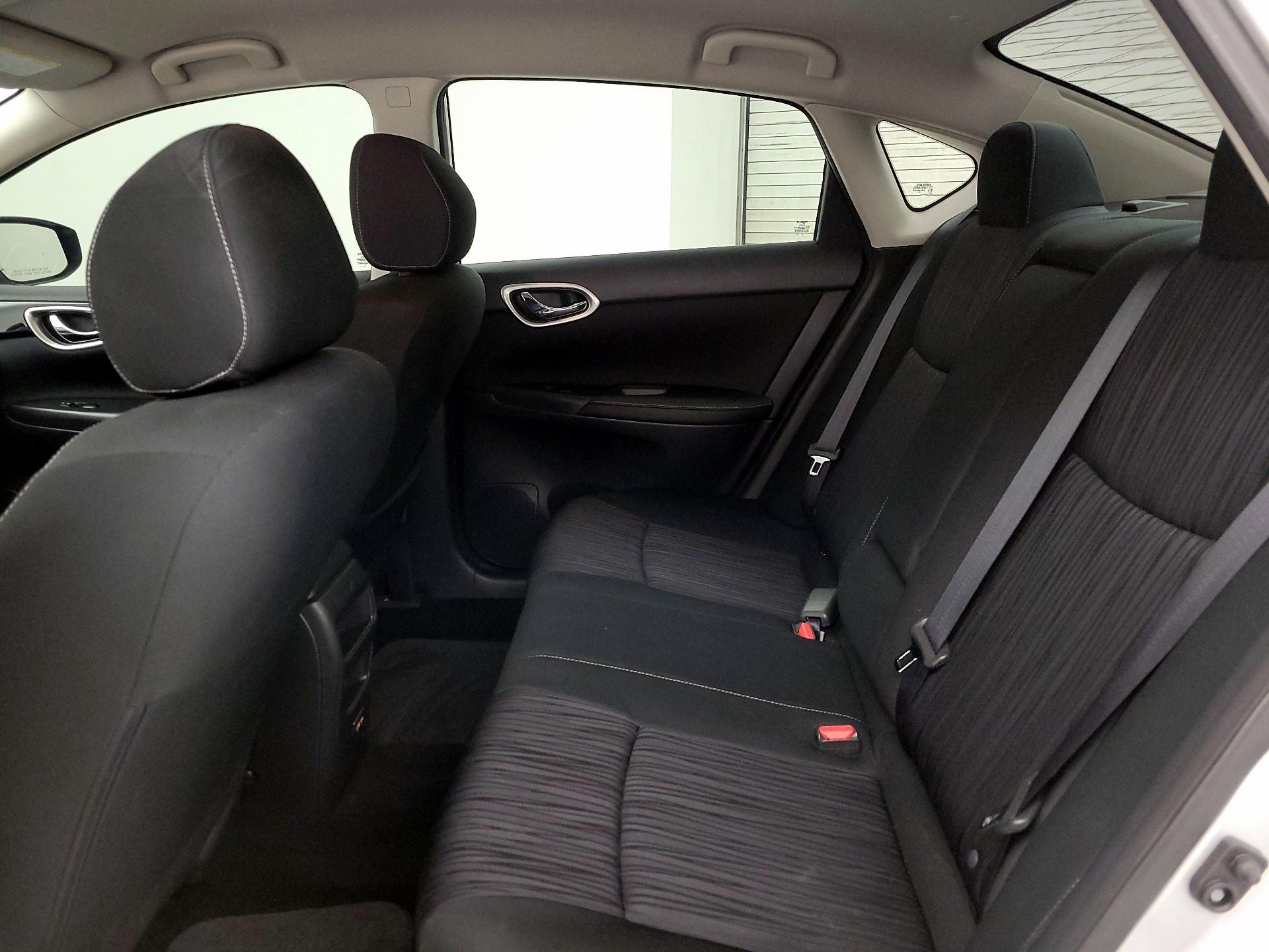 Thumbnail: 2019 Nissan Sentra - 19