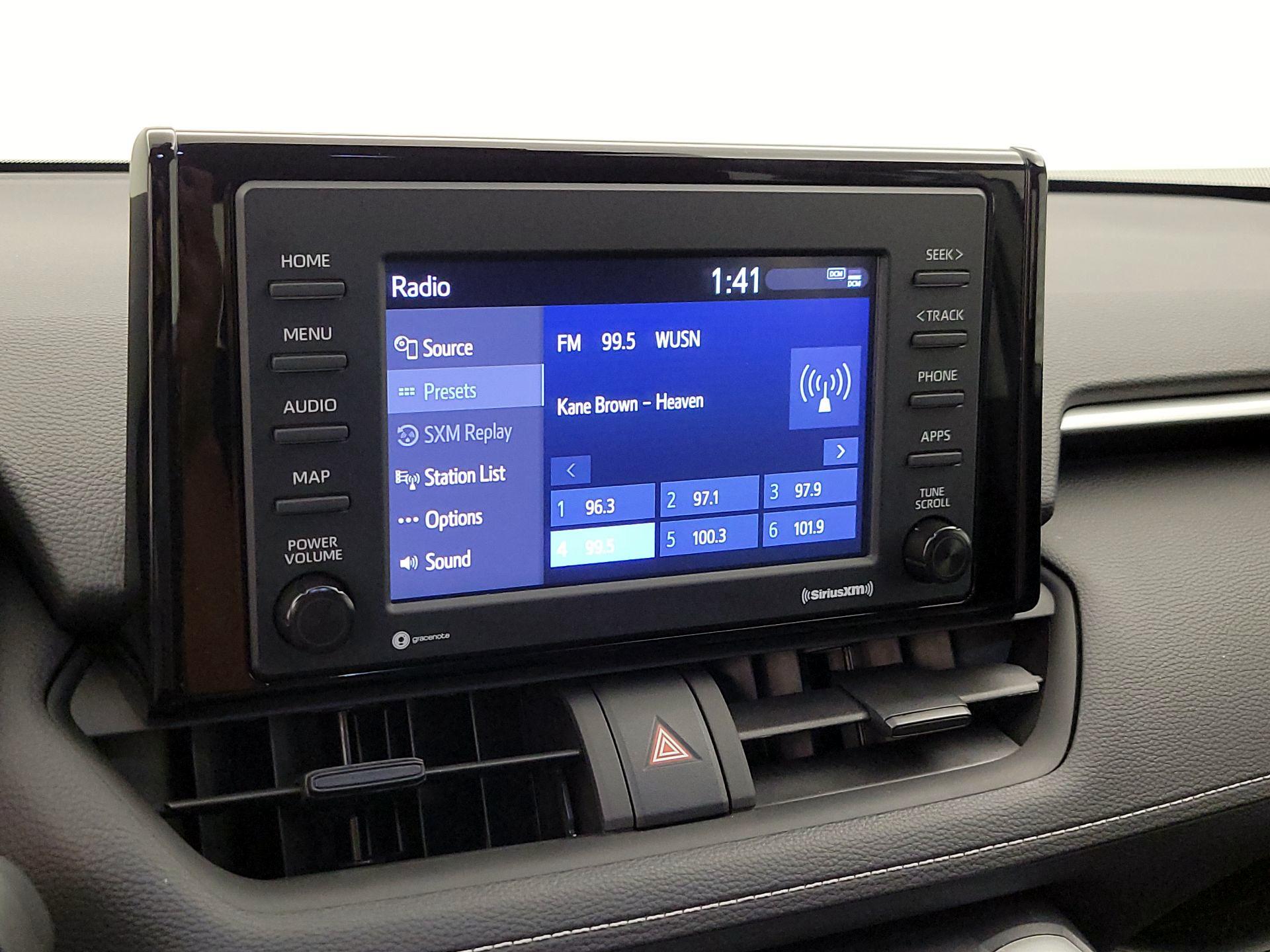 Thumbnail: 2021 Toyota RAV4 - 15