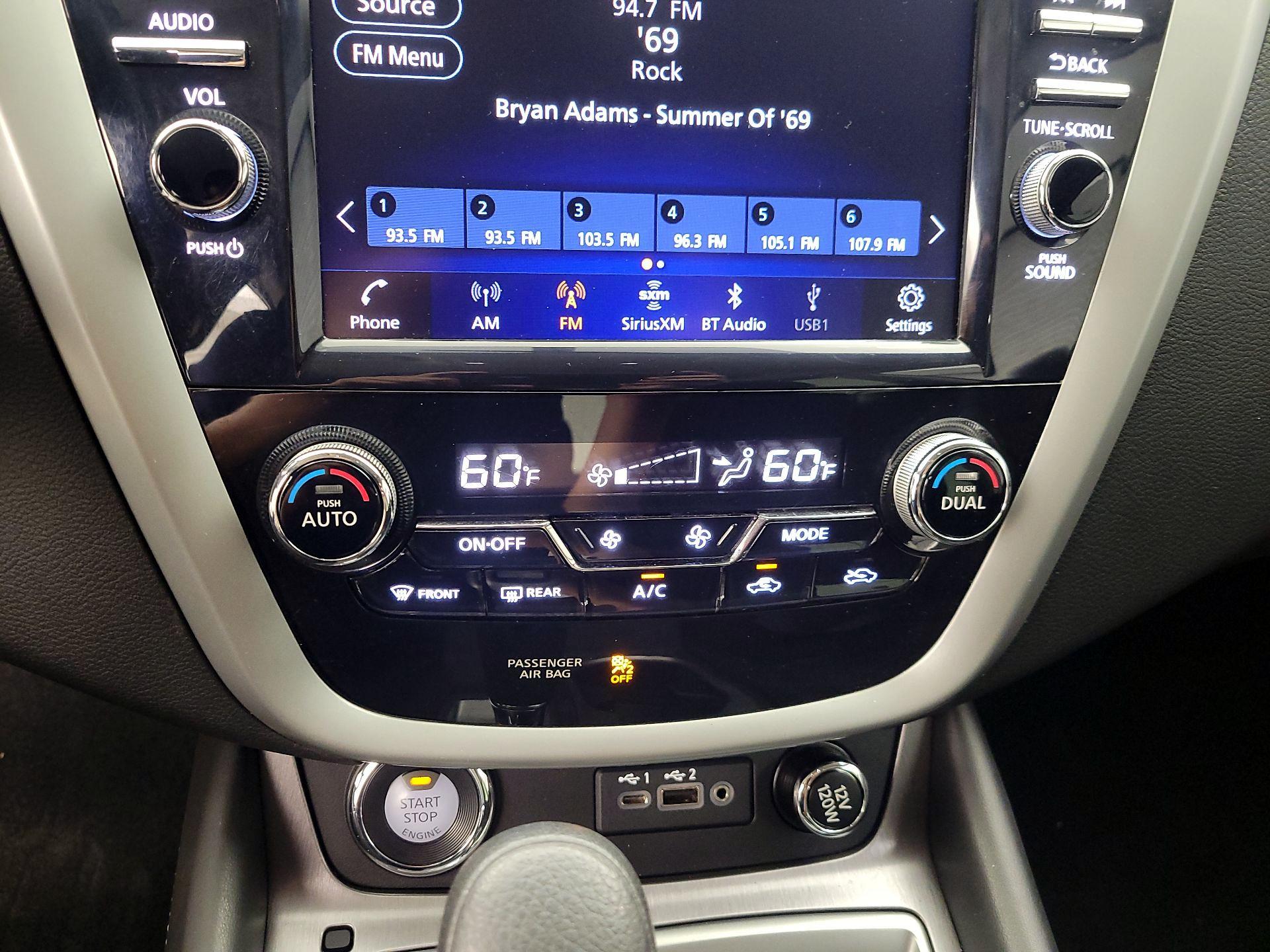 Thumbnail: 2019 Nissan Murano - 16
