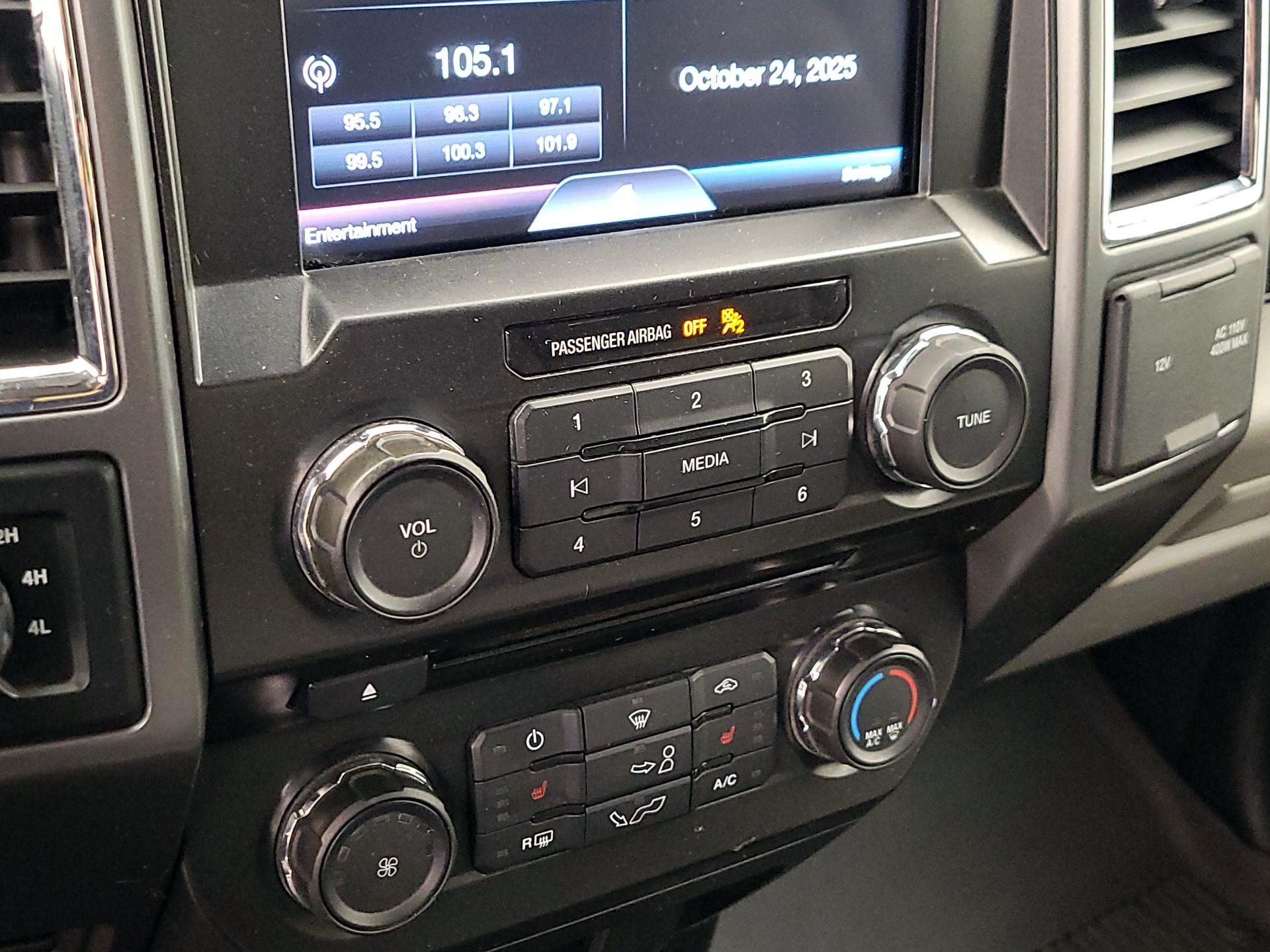 Thumbnail: 2015 Ford F-150 - 16