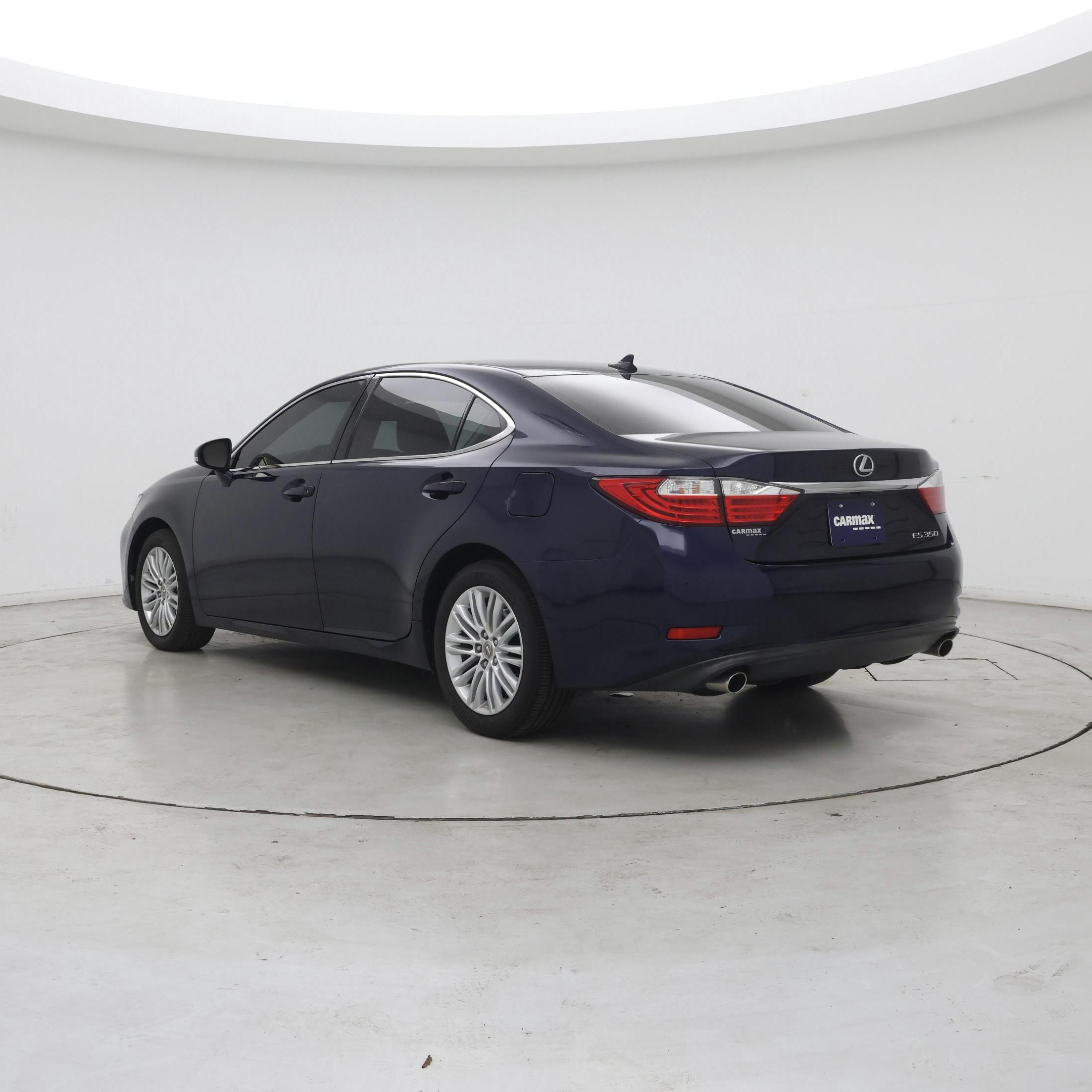 Thumbnail: 2013 Lexus ES - 2