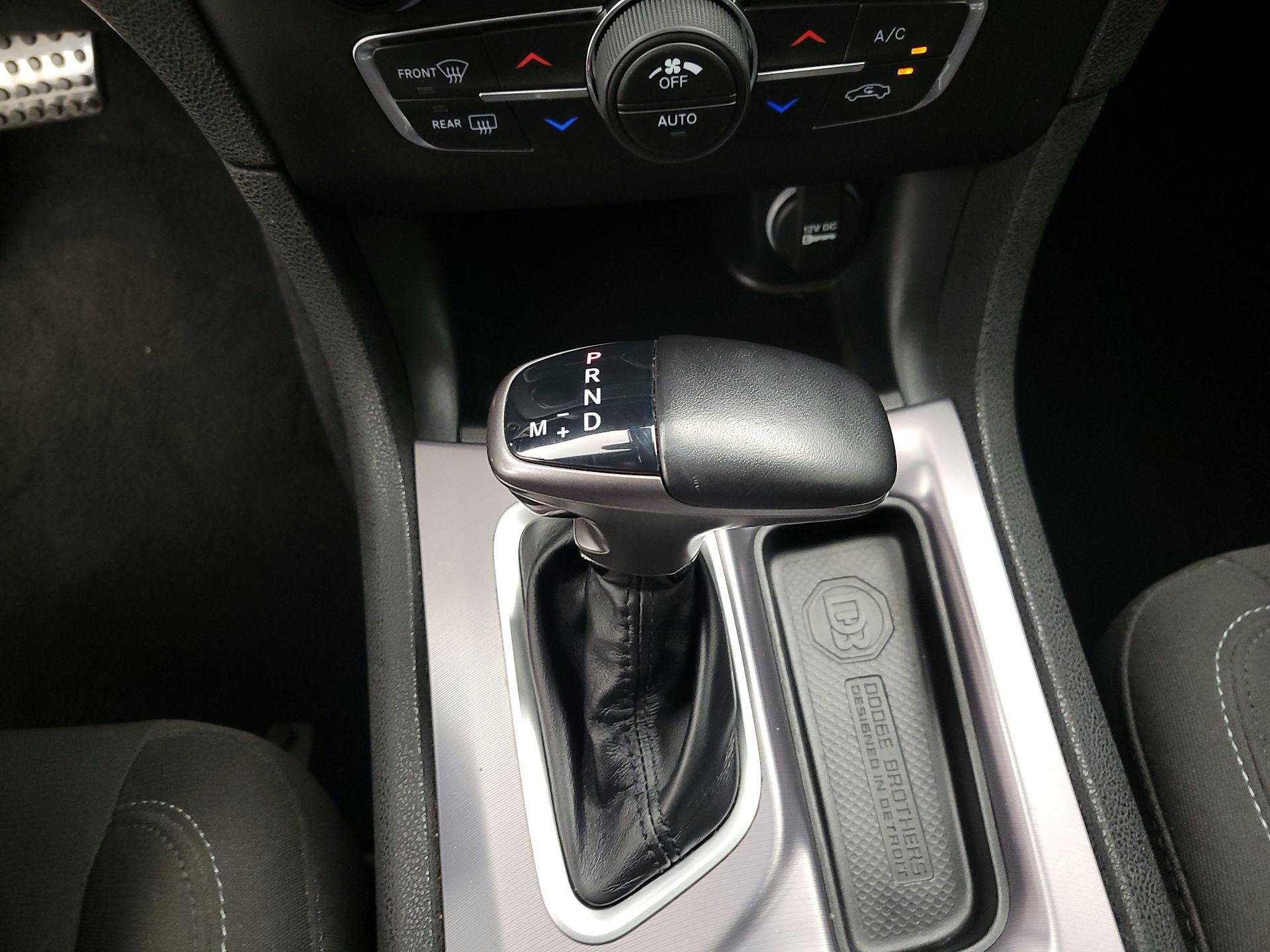 Thumbnail: 2020 Dodge Charger - 17