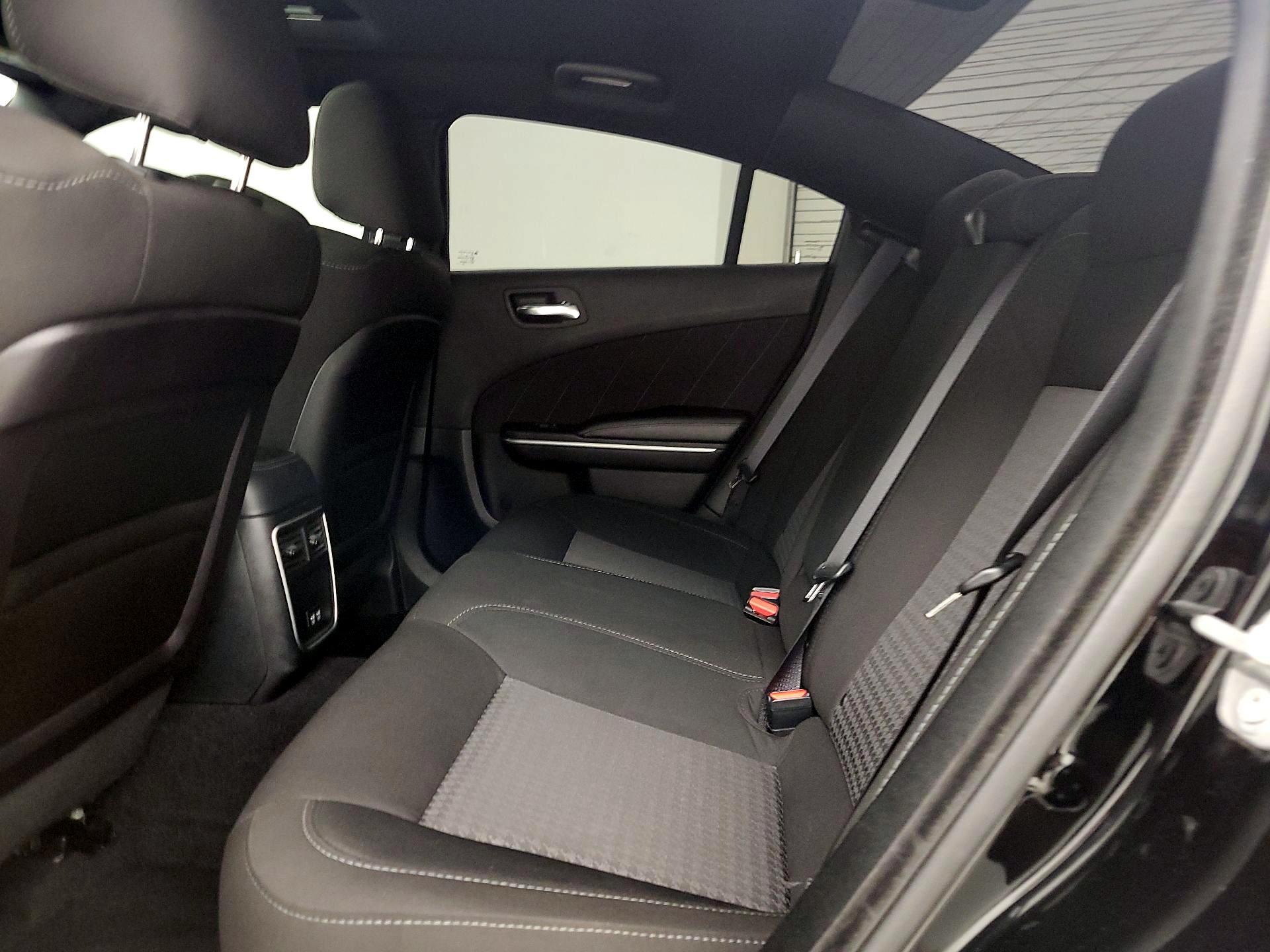 Thumbnail: 2020 Dodge Charger - 18