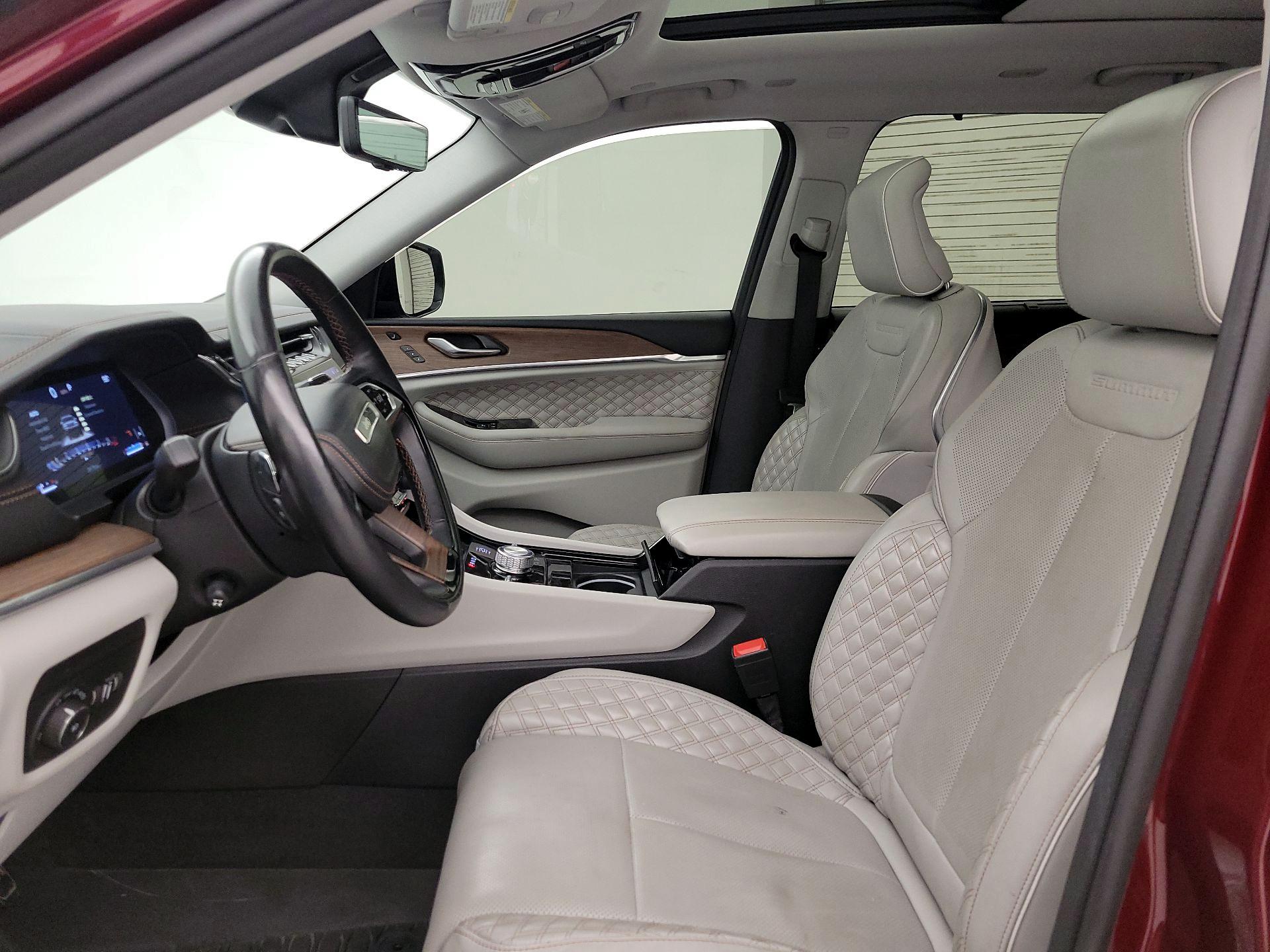Thumbnail: 2021 Jeep Grand Cherokee L - 11