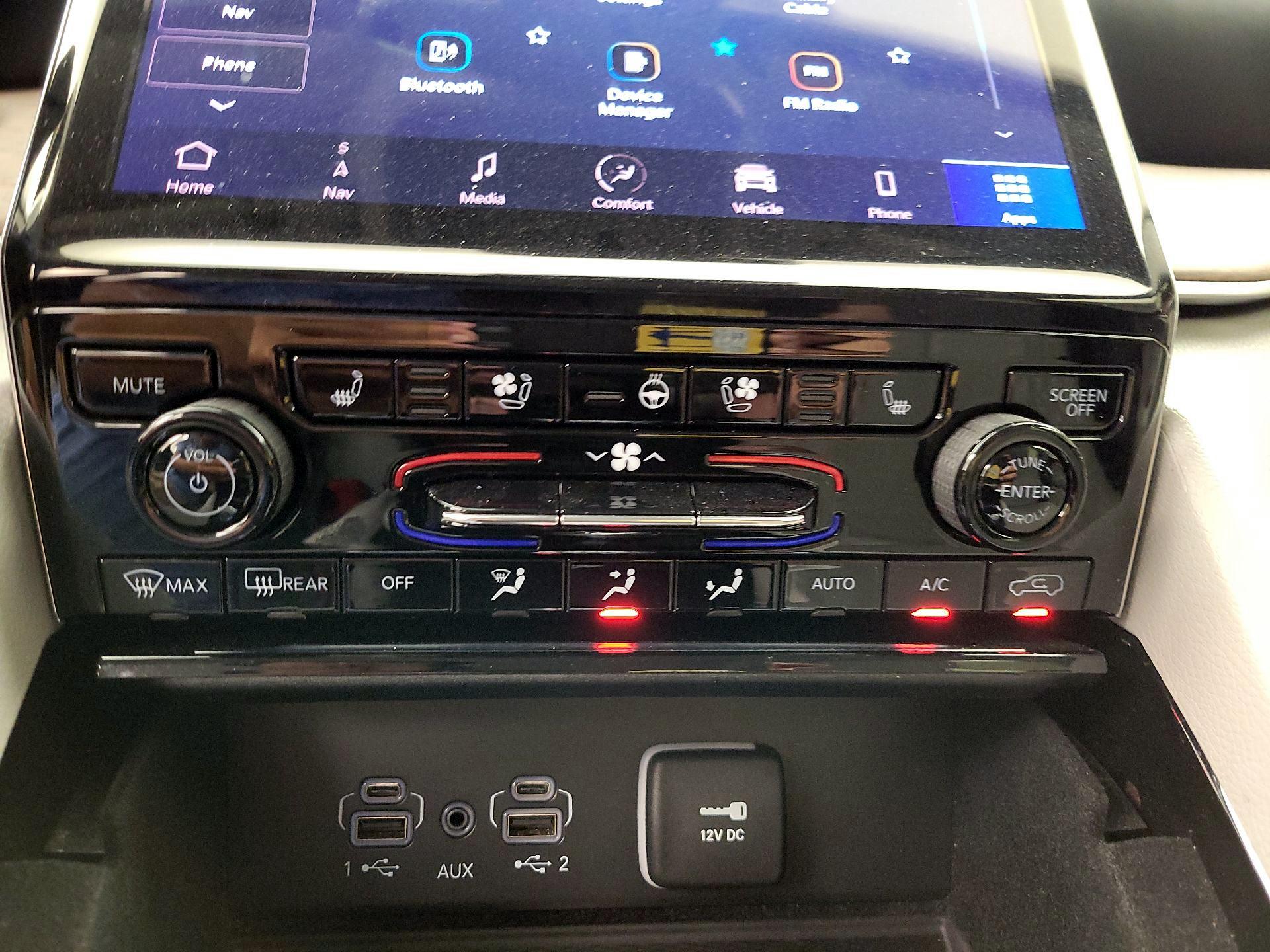 Thumbnail: 2021 Jeep Grand Cherokee L - 17