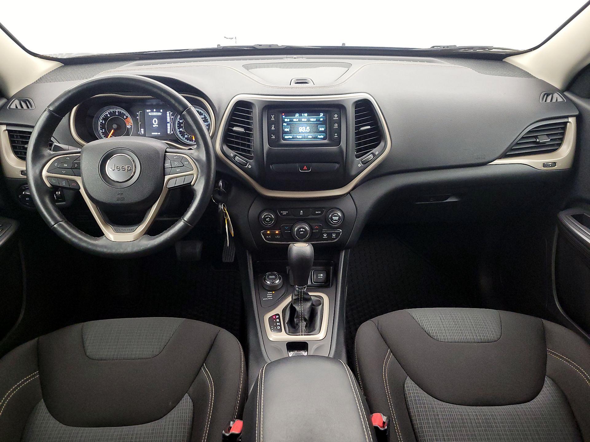 Thumbnail: 2016 Jeep Cherokee - 9