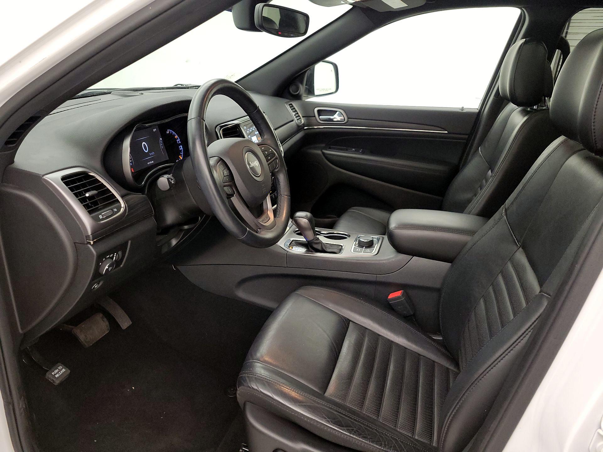 Thumbnail: 2019 Jeep Grand Cherokee - 11