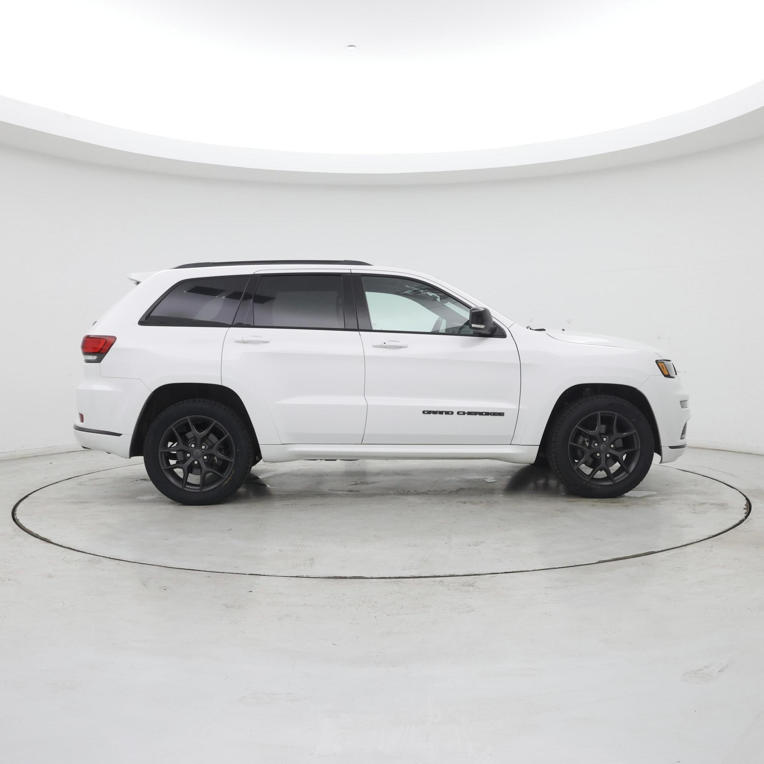 Thumbnail: 2019 Jeep Grand Cherokee - 7