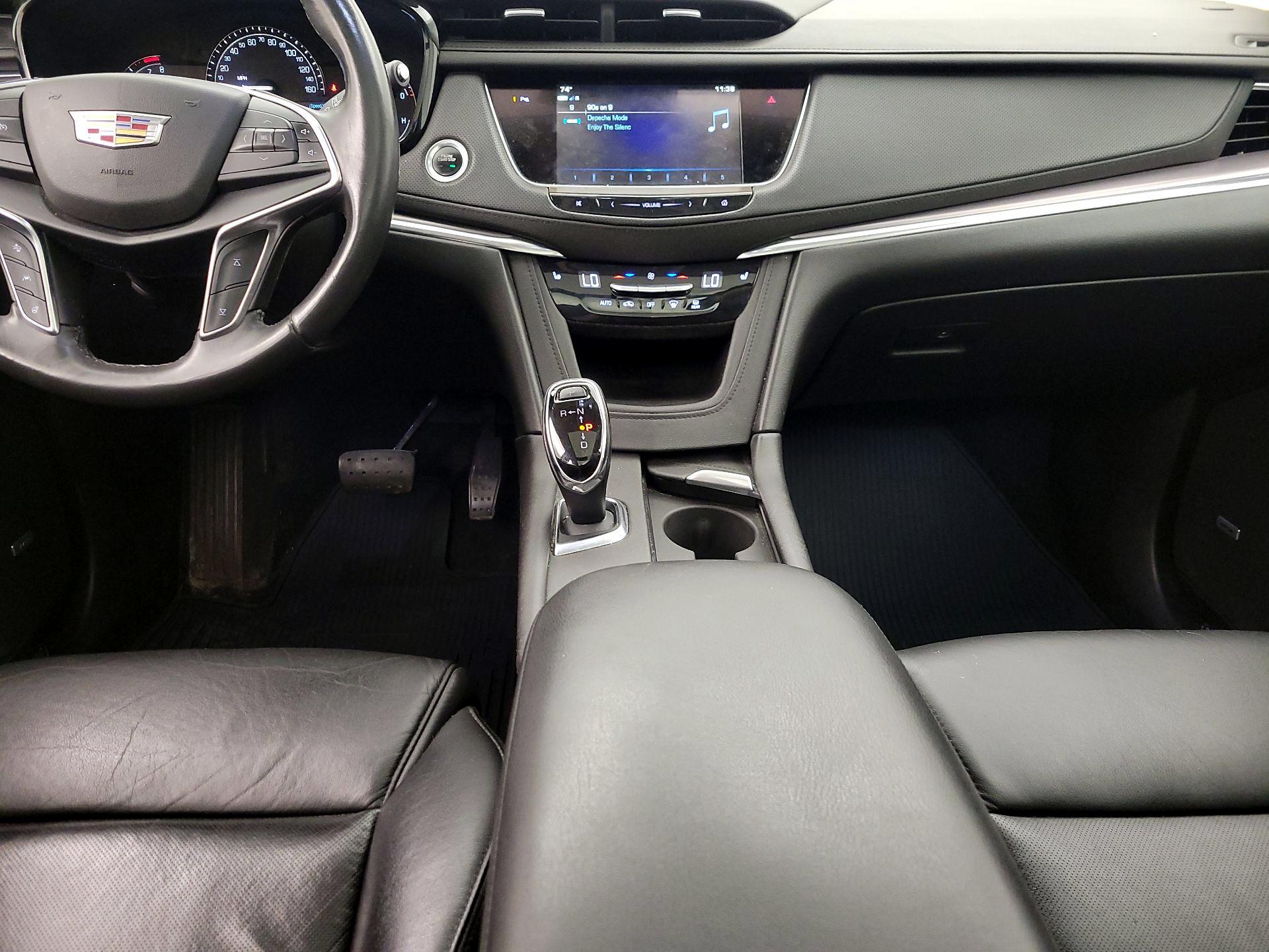 Thumbnail: 2018 Cadillac XT5 - 18