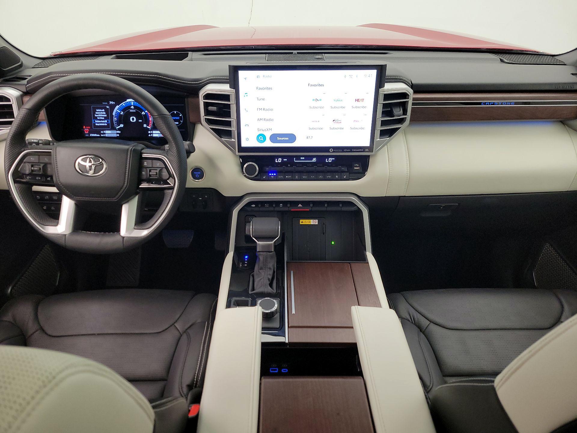 Thumbnail: 2024 Toyota Sequoia - 9