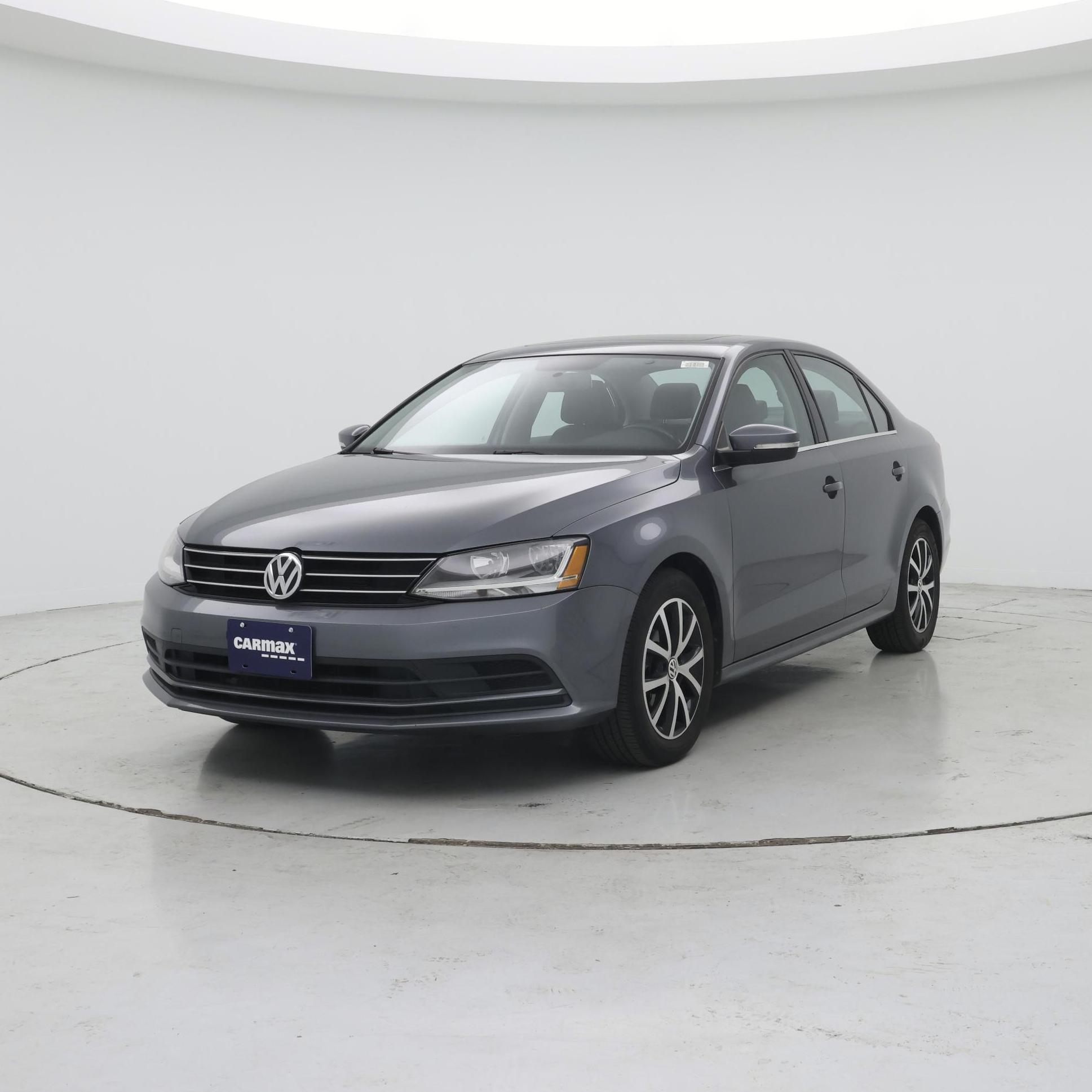 Thumbnail: 2017 Volkswagen Jetta - 4