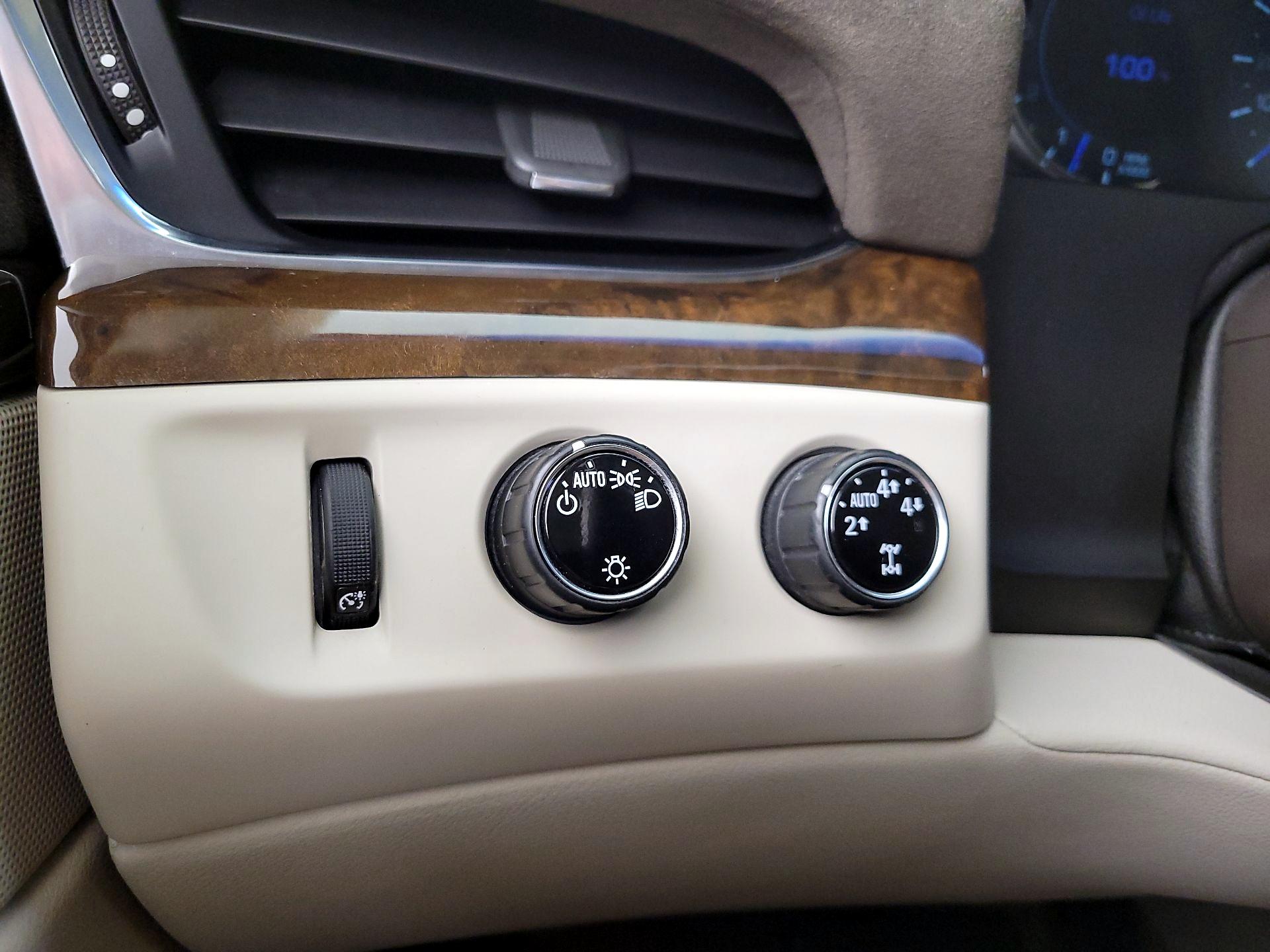 Thumbnail: 2016 Cadillac Escalade - 13