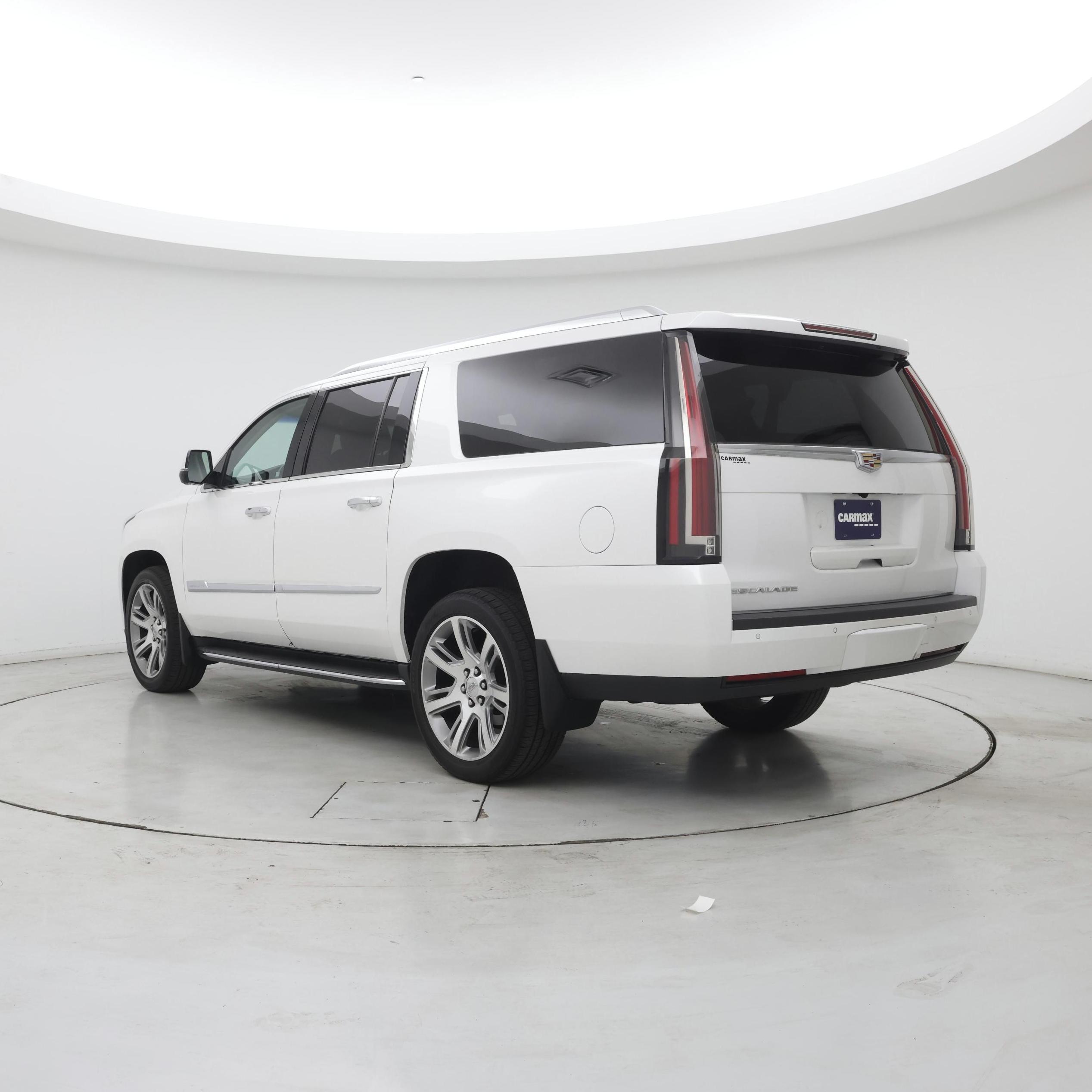 Thumbnail: 2016 Cadillac Escalade - 2