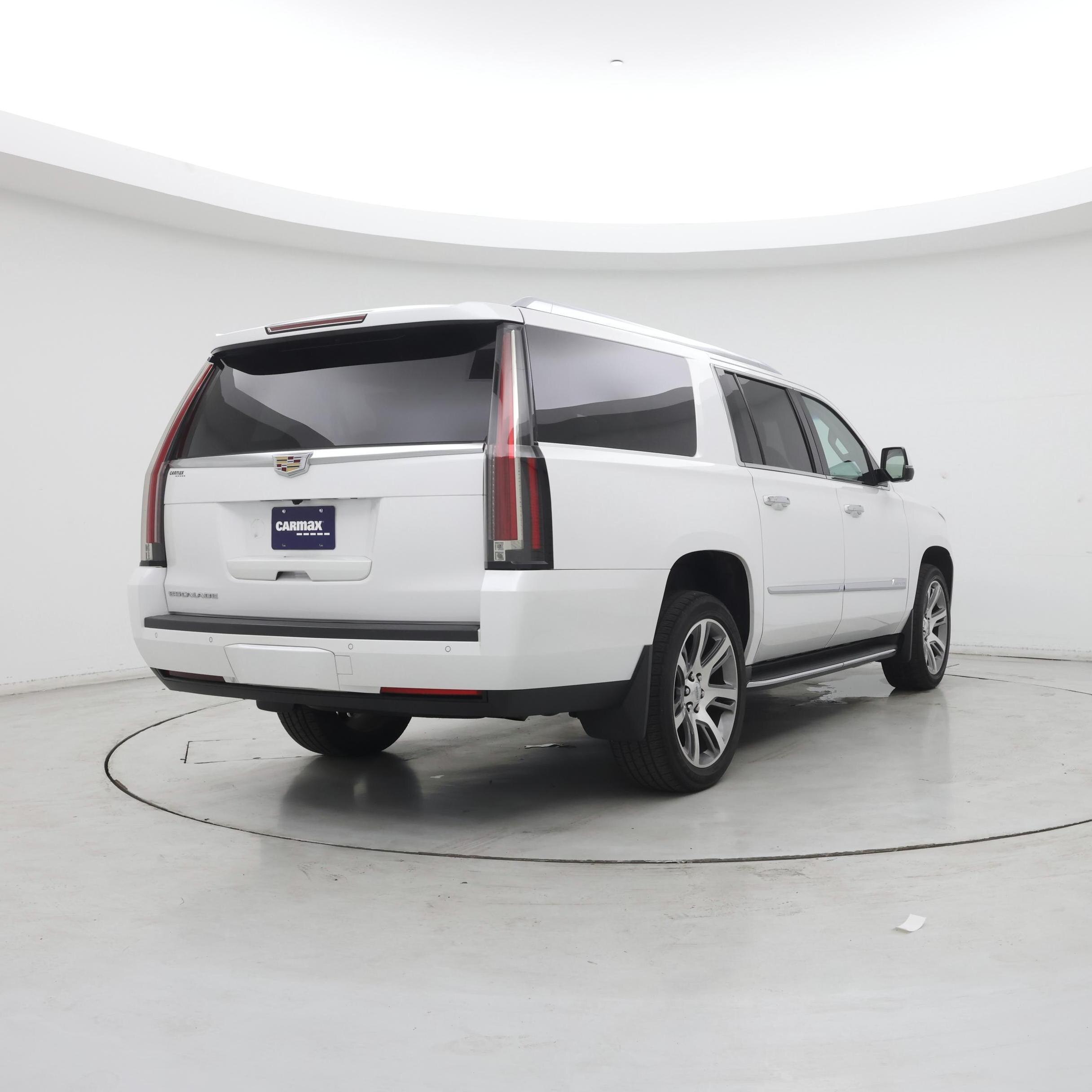 Thumbnail: 2016 Cadillac Escalade - 8