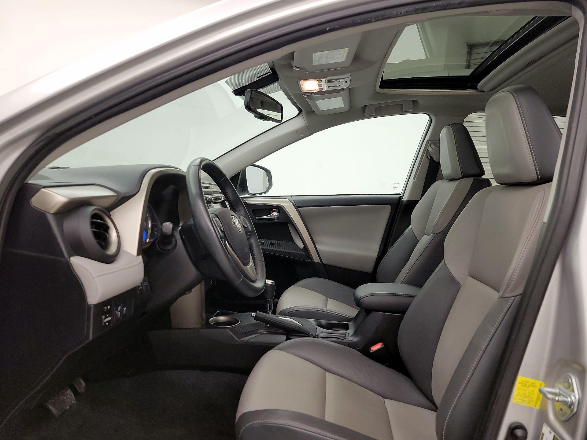 Thumbnail: 2014 Toyota RAV4 - 19
