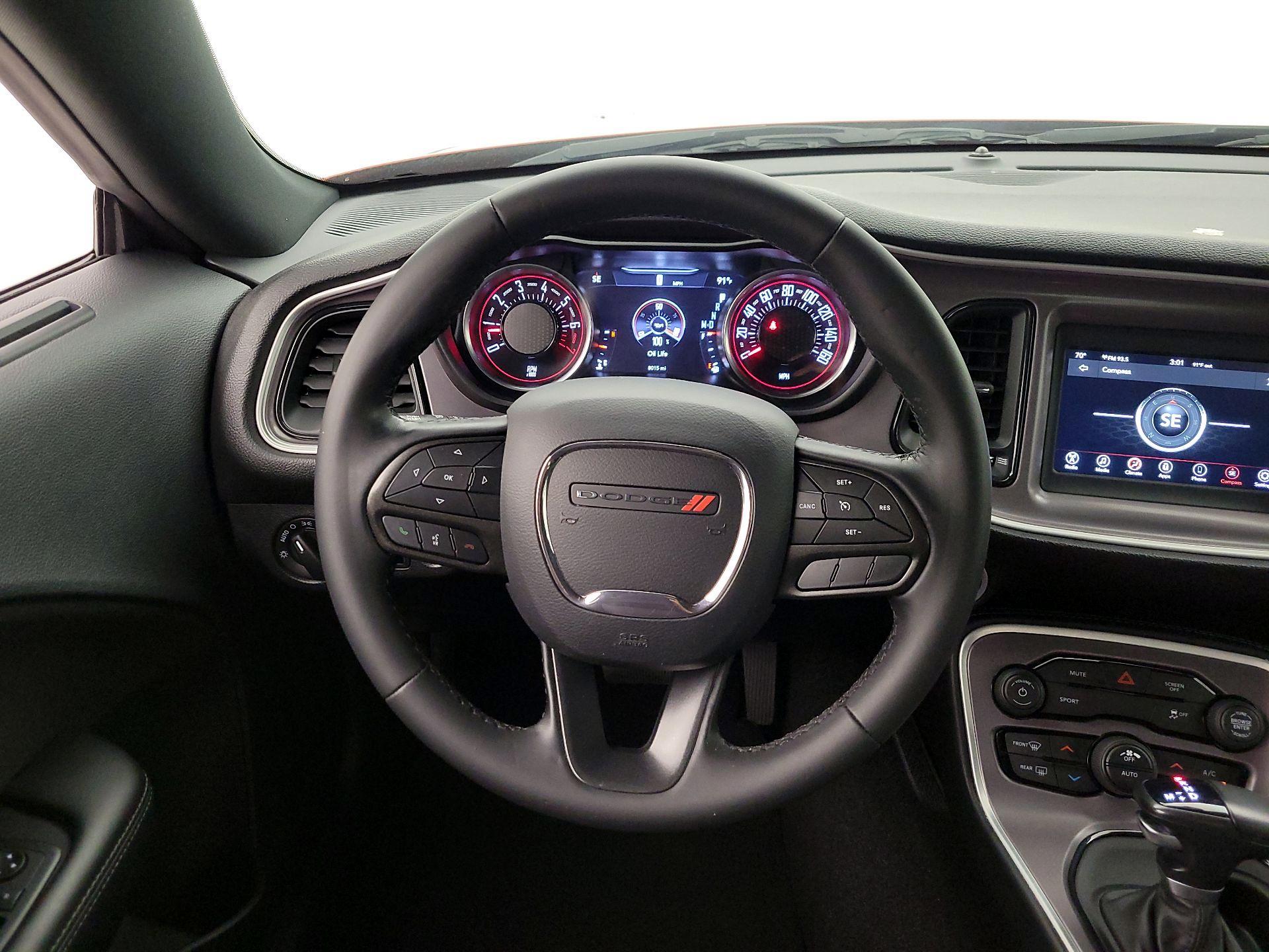 Thumbnail: 2022 Dodge Challenger - 10
