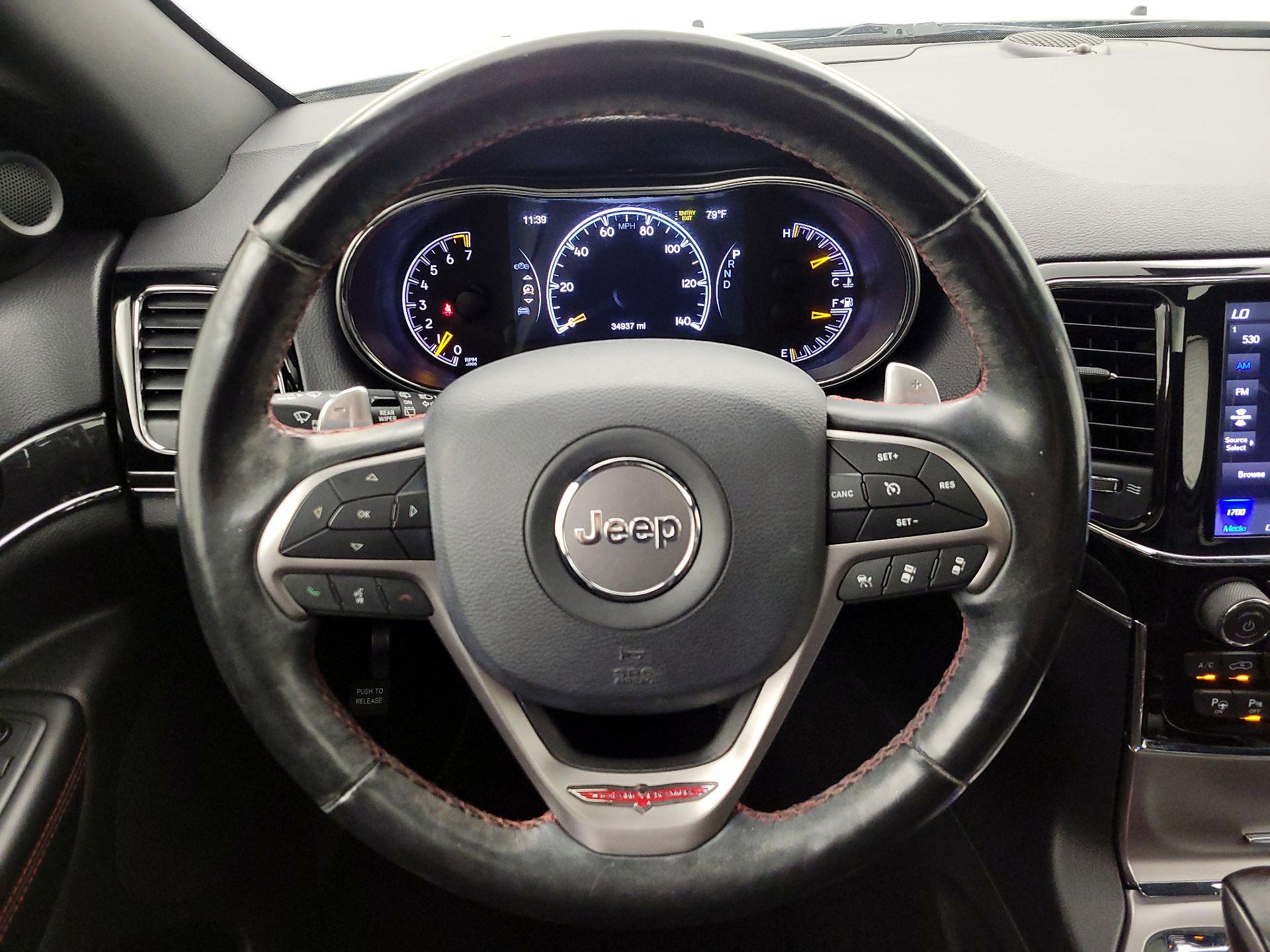 Thumbnail: 2020 Jeep Grand Cherokee - 10