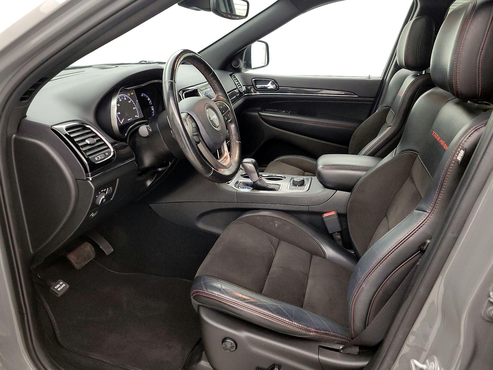 Thumbnail: 2020 Jeep Grand Cherokee - 11