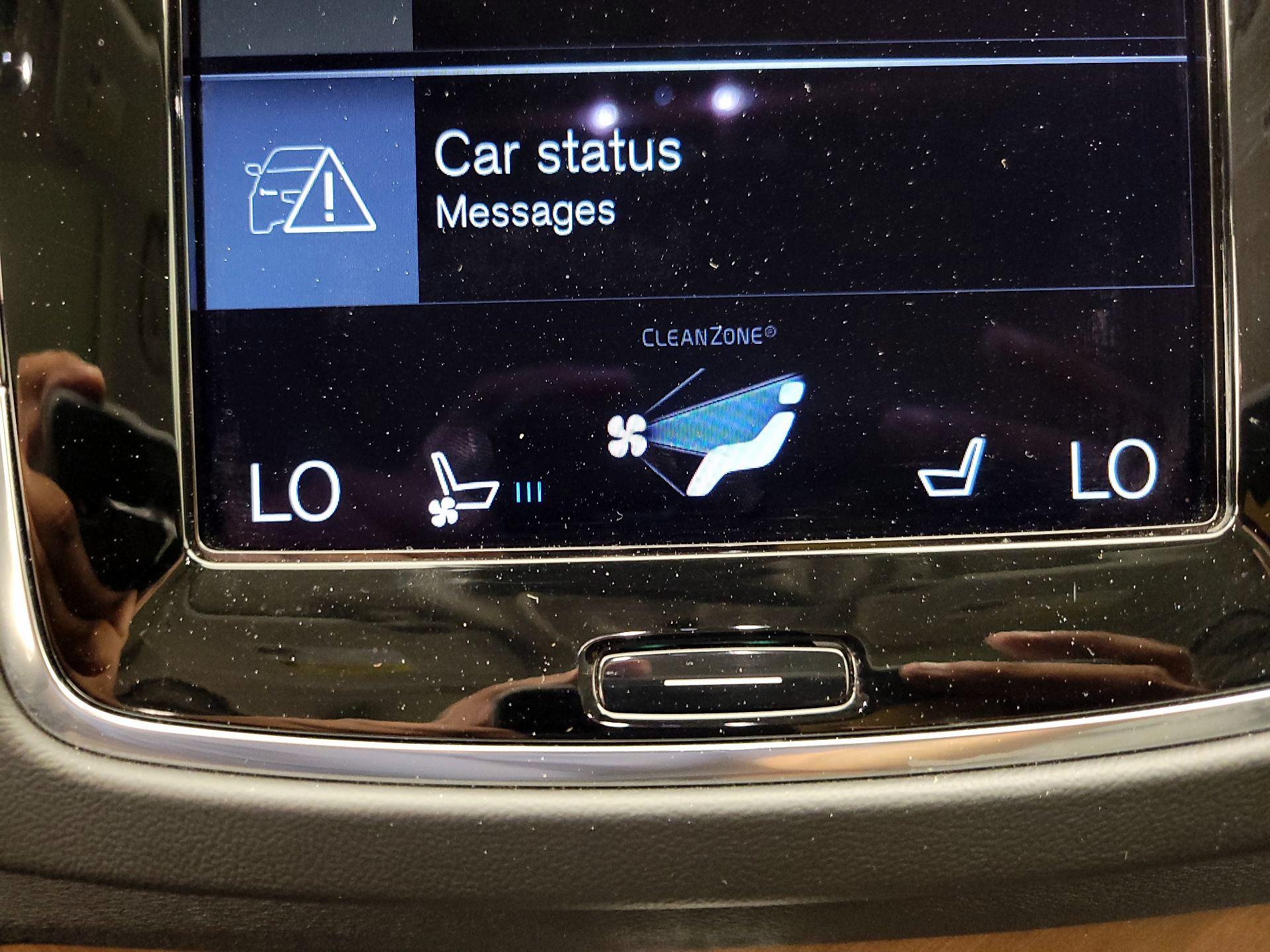 Thumbnail: 2016 Volvo XC90 - 16