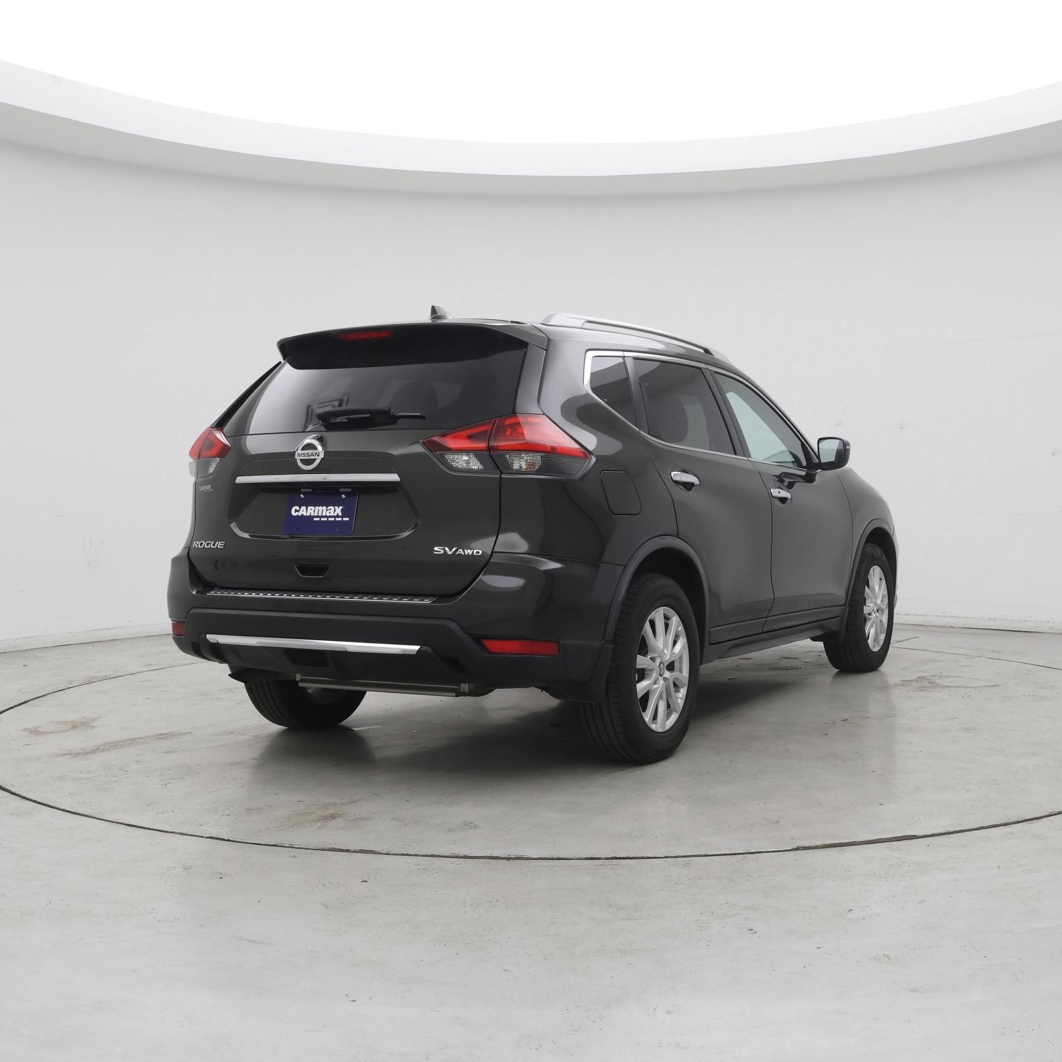Thumbnail: 2017 Nissan Rogue - 8