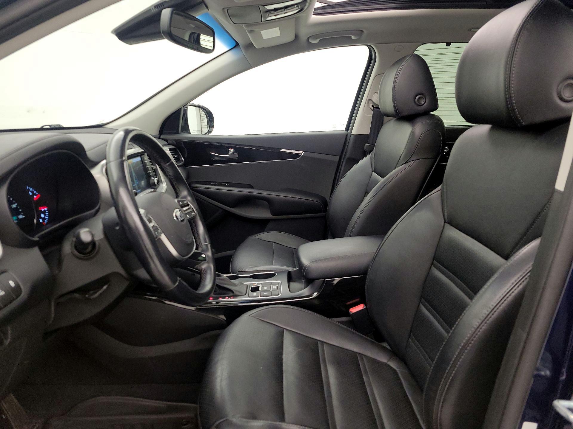 Thumbnail: 2019 Kia Sorento - 11
