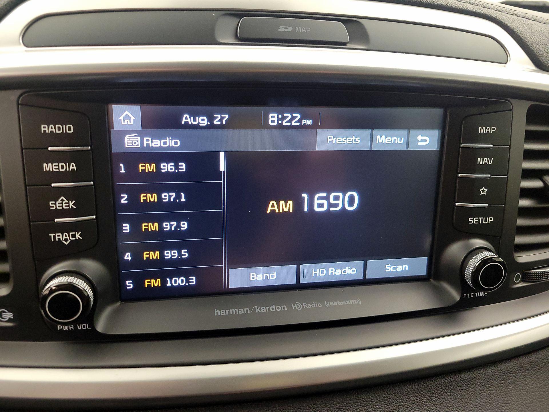 Thumbnail: 2019 Kia Sorento - 16