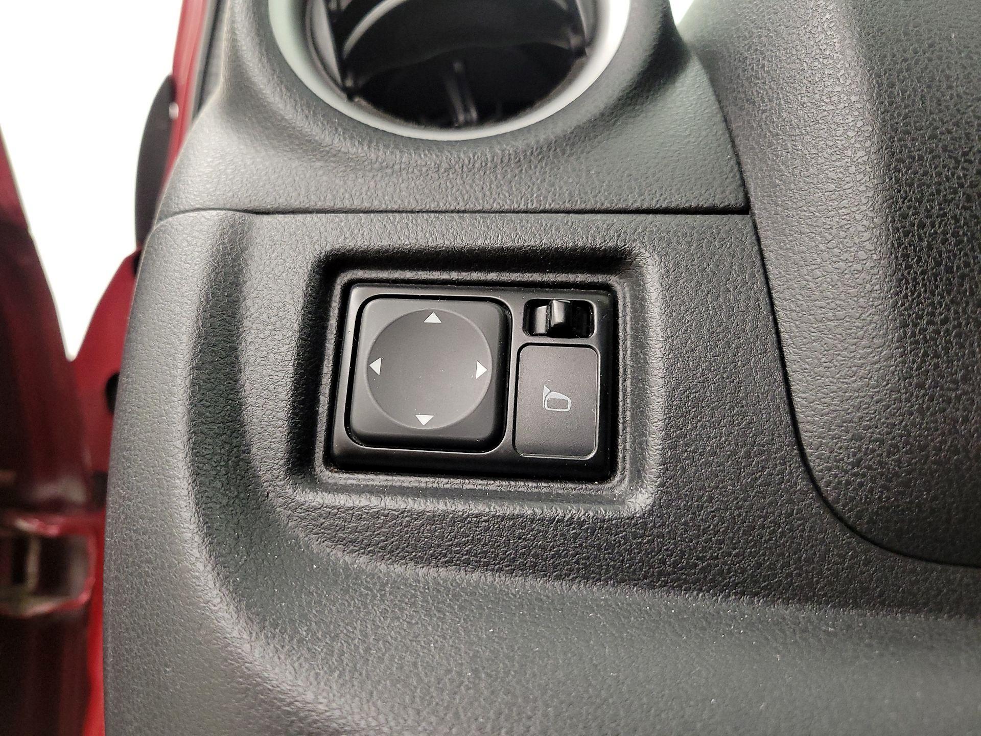 Thumbnail: 2015 Nissan Versa - 13