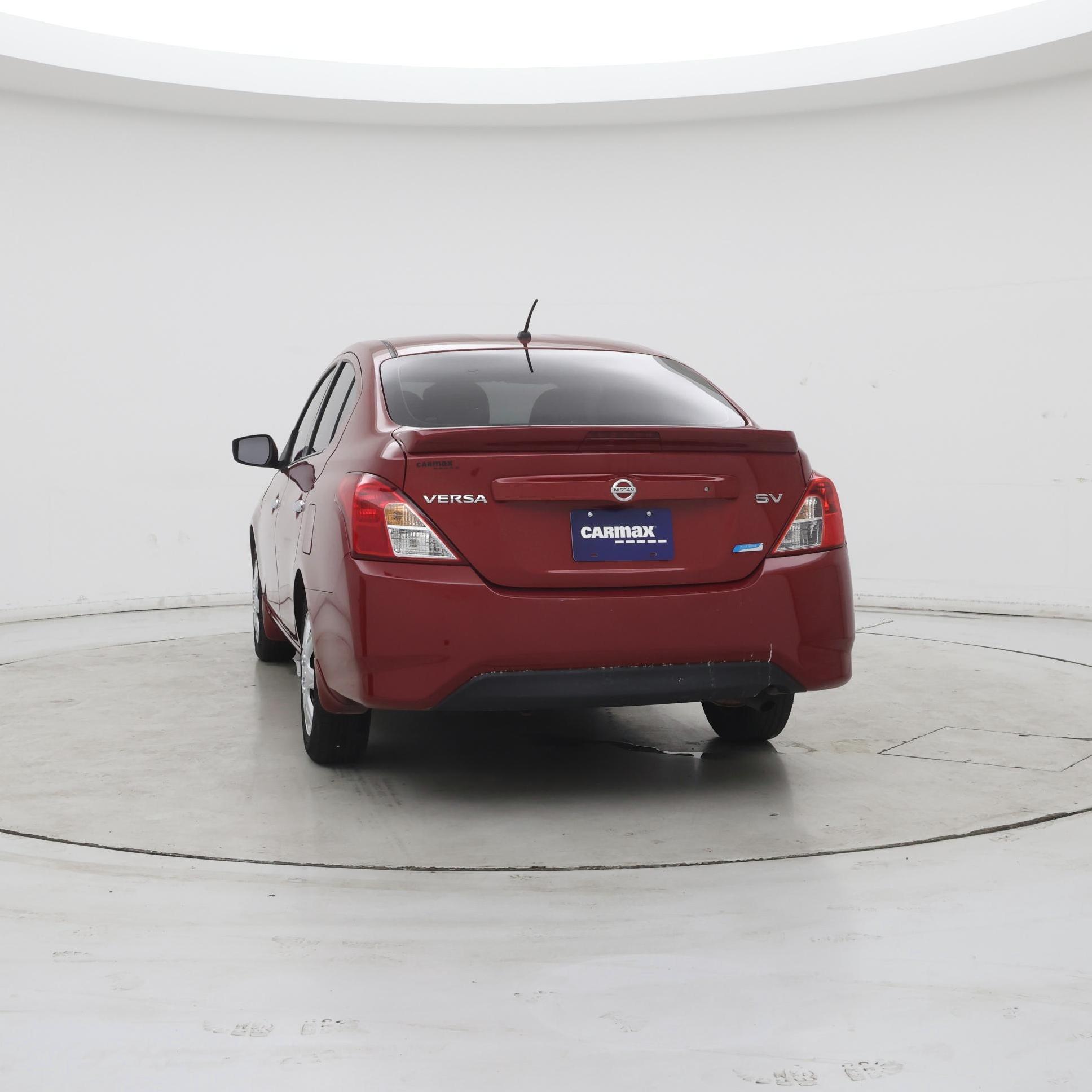 Thumbnail: 2015 Nissan Versa - 6