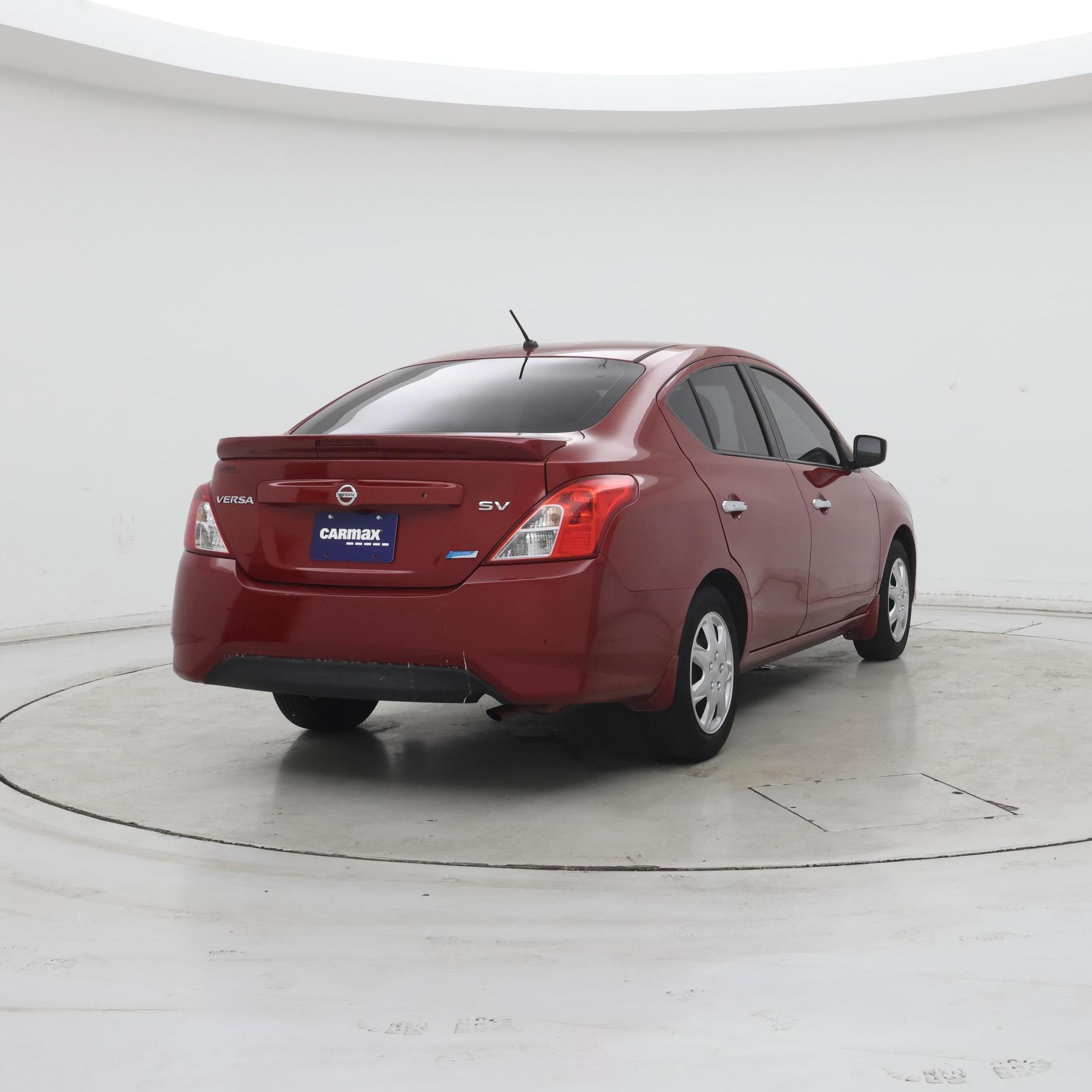 Thumbnail: 2015 Nissan Versa - 8
