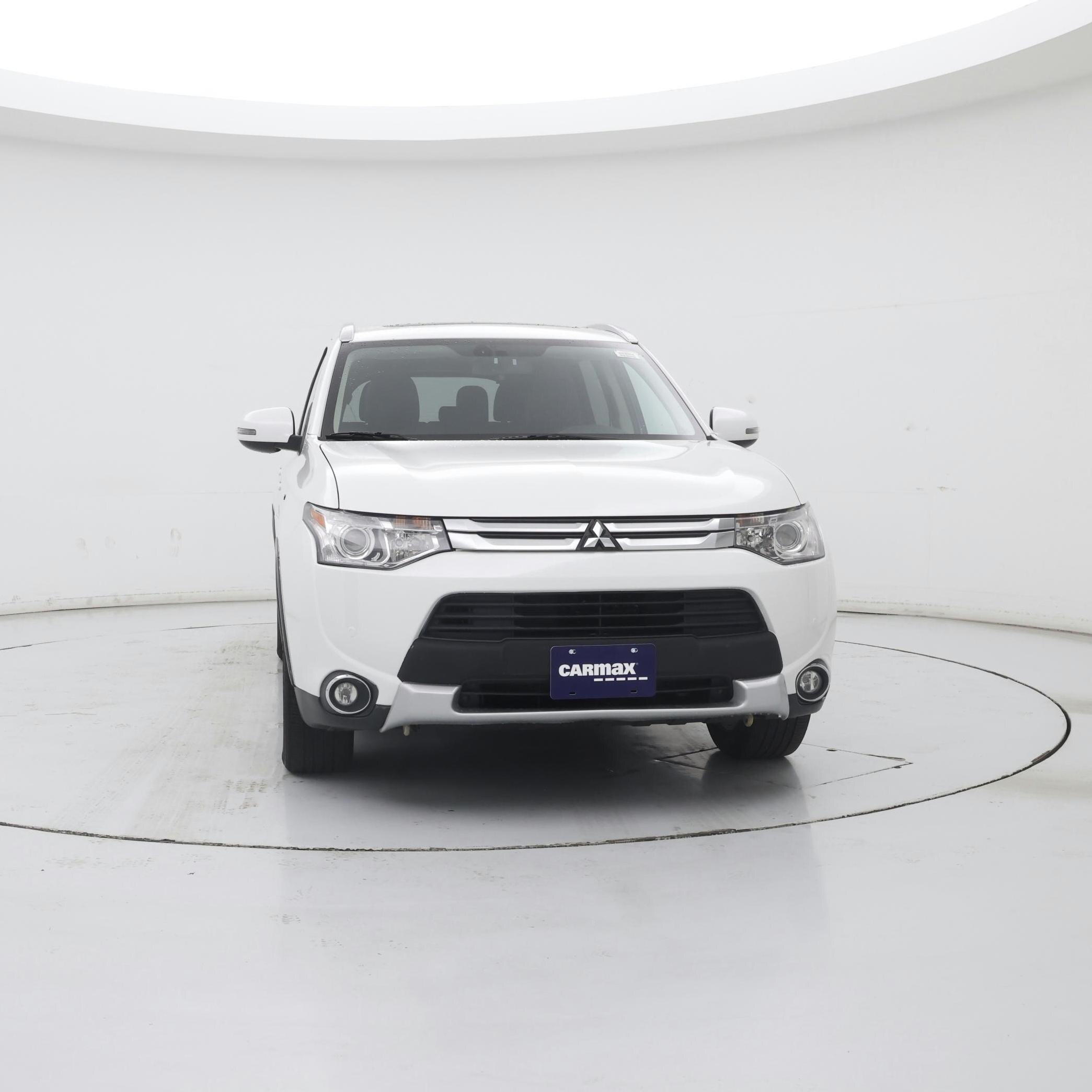 Thumbnail: 2015 Mitsubishi Outlander - 5