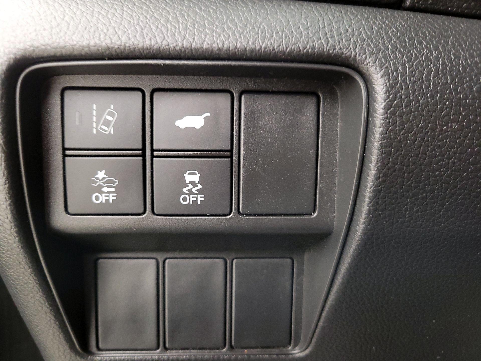 Thumbnail: 2017 Honda CR-V - 13