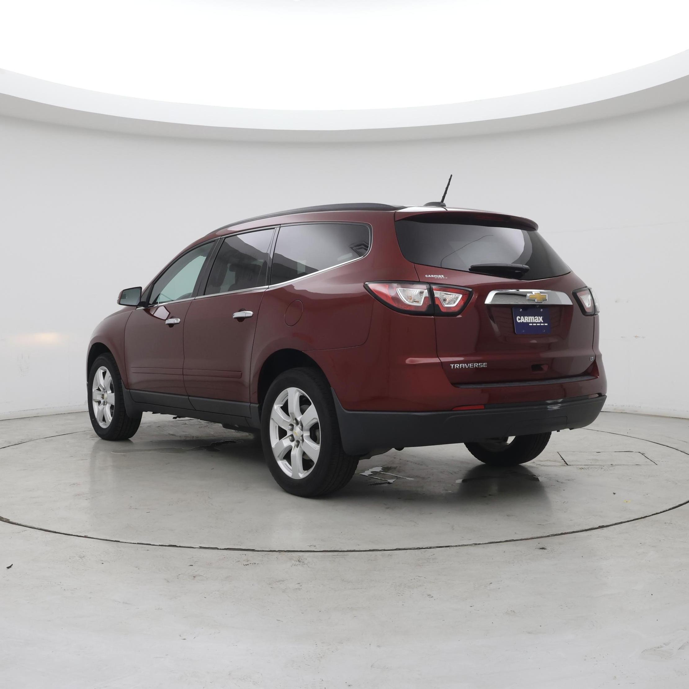 Thumbnail: 2017 Chevrolet Traverse - 2