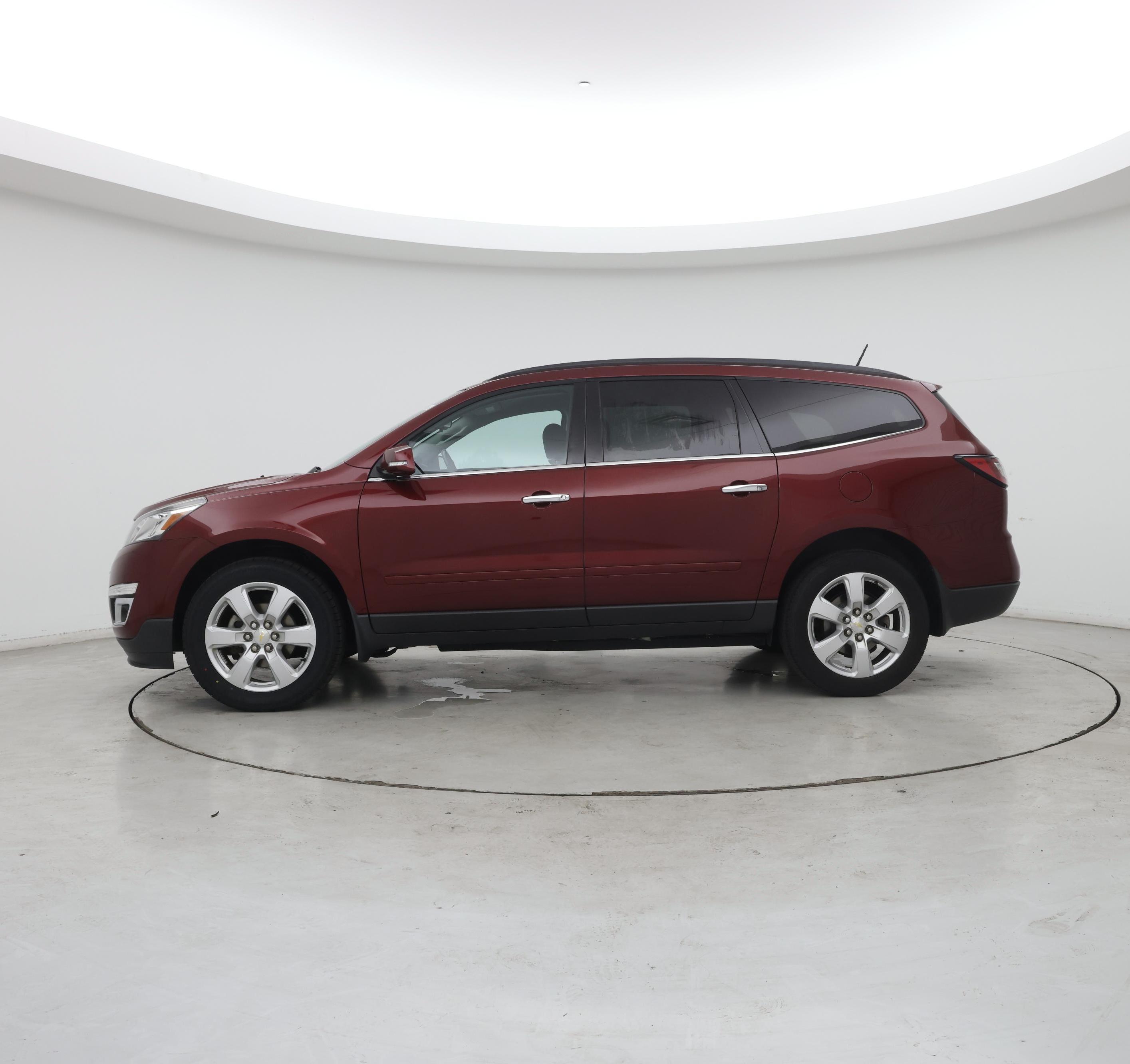 Thumbnail: 2017 Chevrolet Traverse - 3