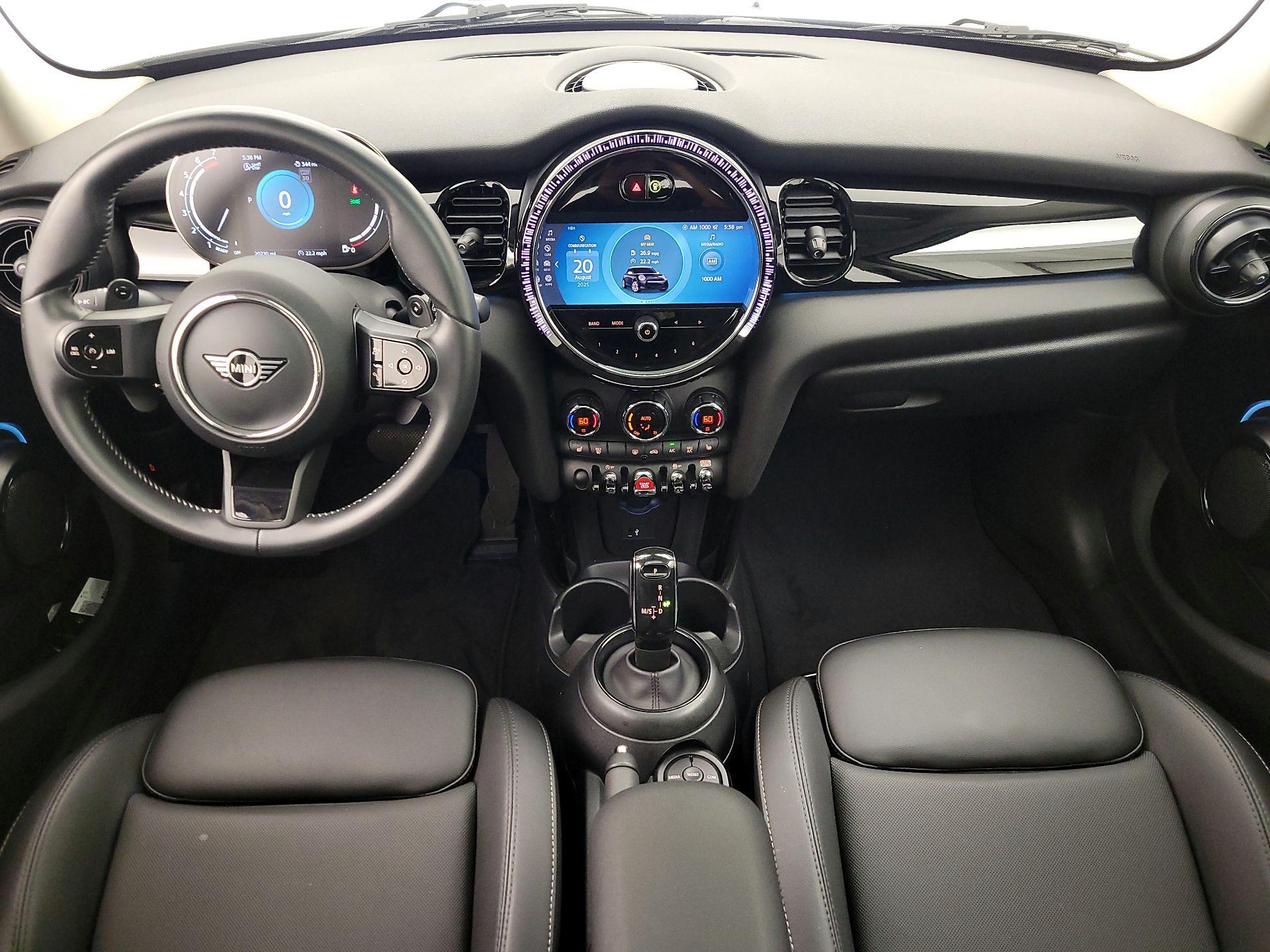 Thumbnail: 2022 MINI Cooper Hardtop - 9
