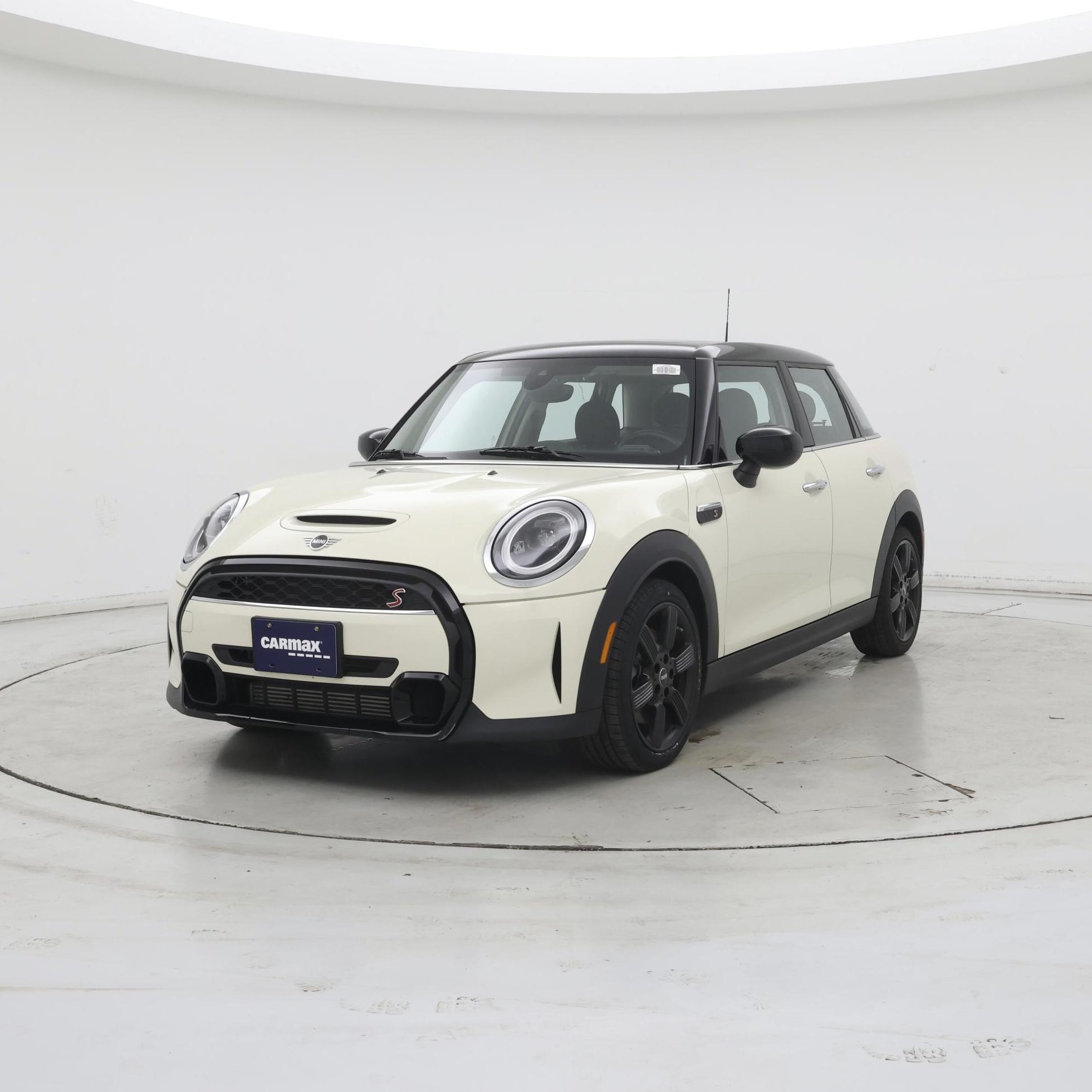Thumbnail: 2022 MINI Cooper Hardtop - 4