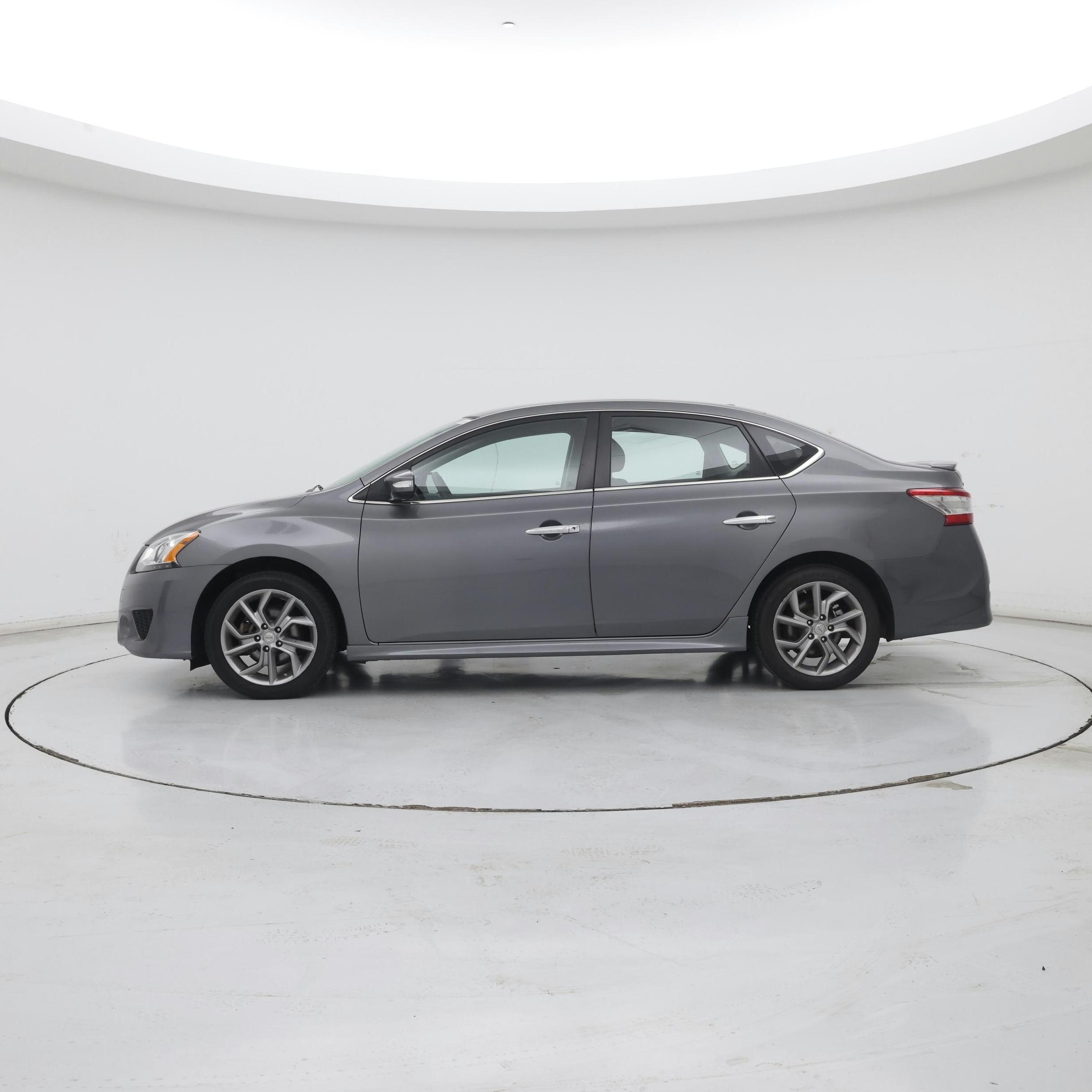 Thumbnail: 2015 Nissan Sentra - 3
