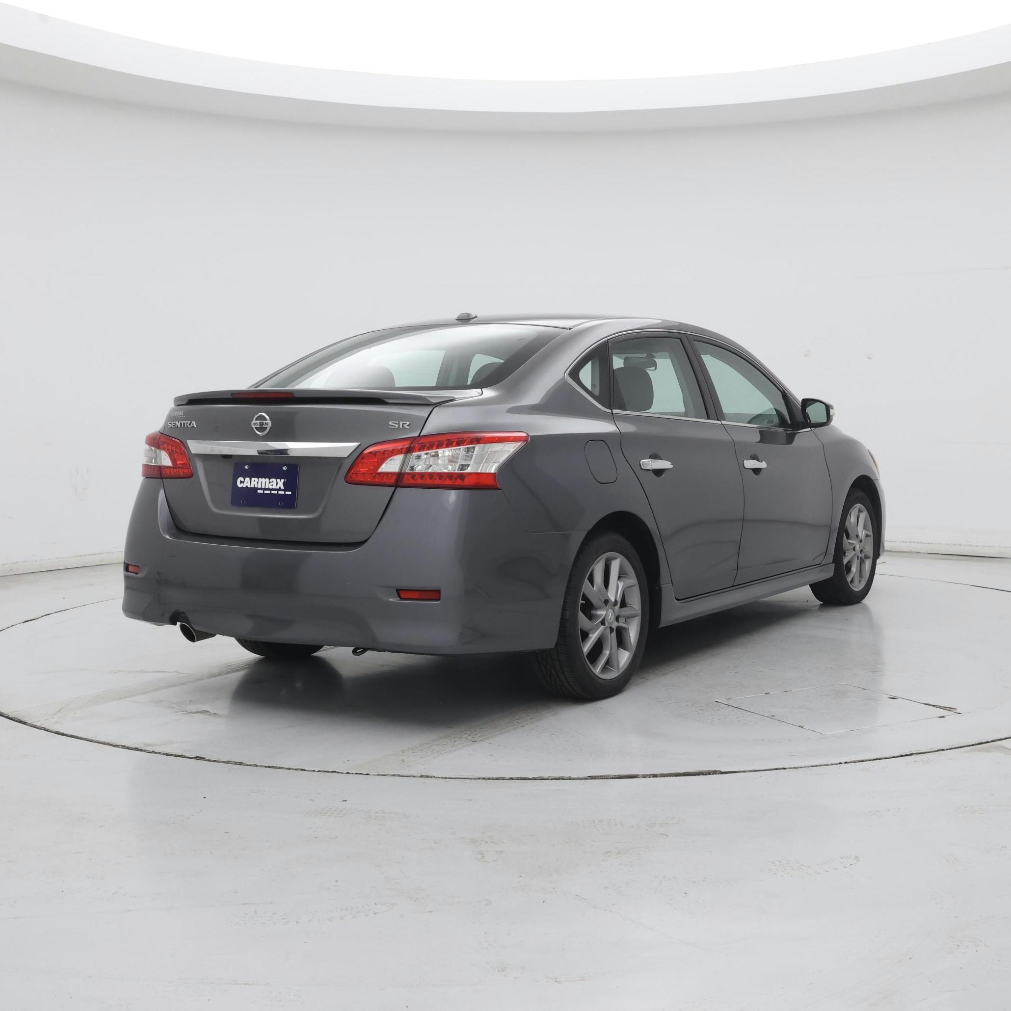 Thumbnail: 2015 Nissan Sentra - 8