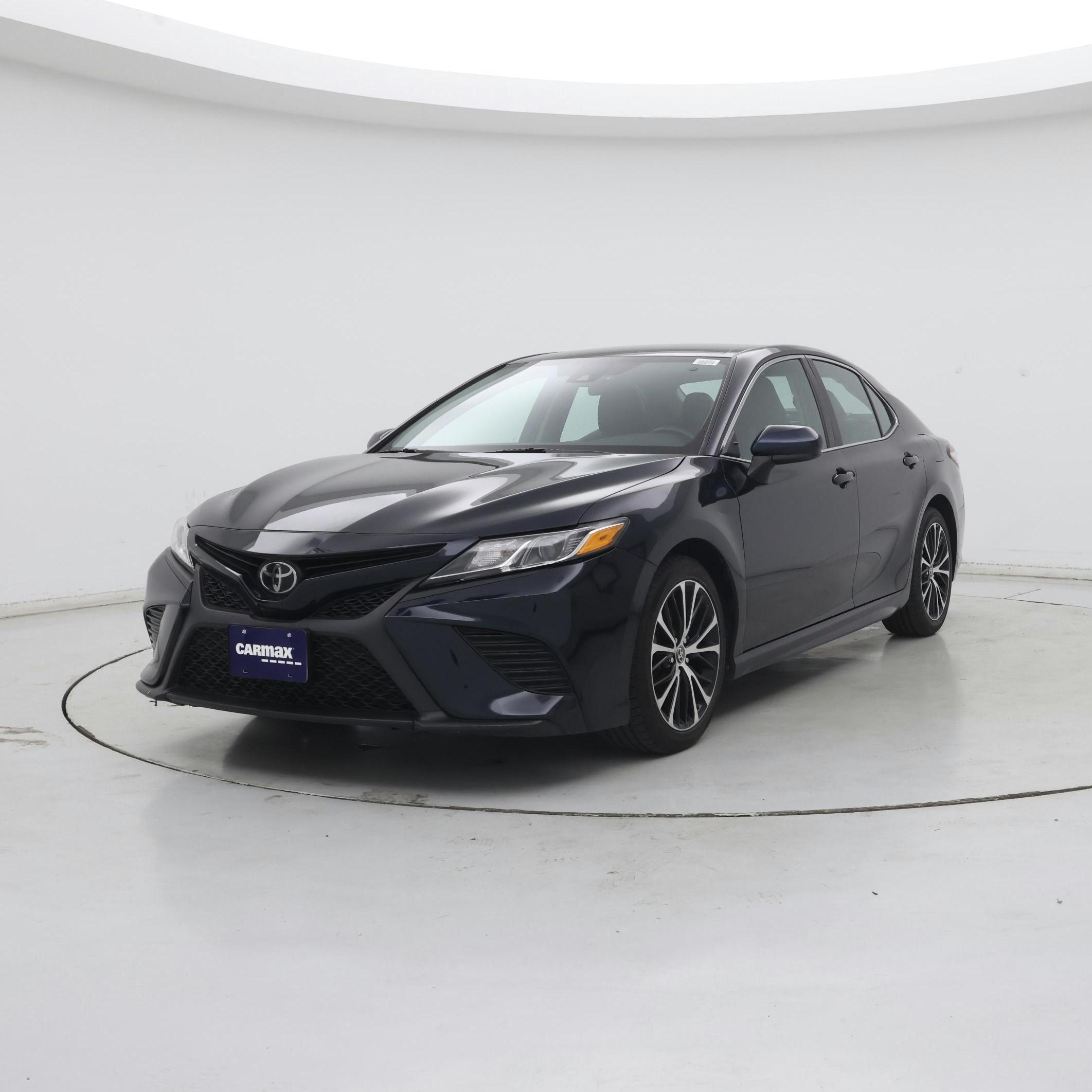 Thumbnail: 2020 Toyota Camry - 4