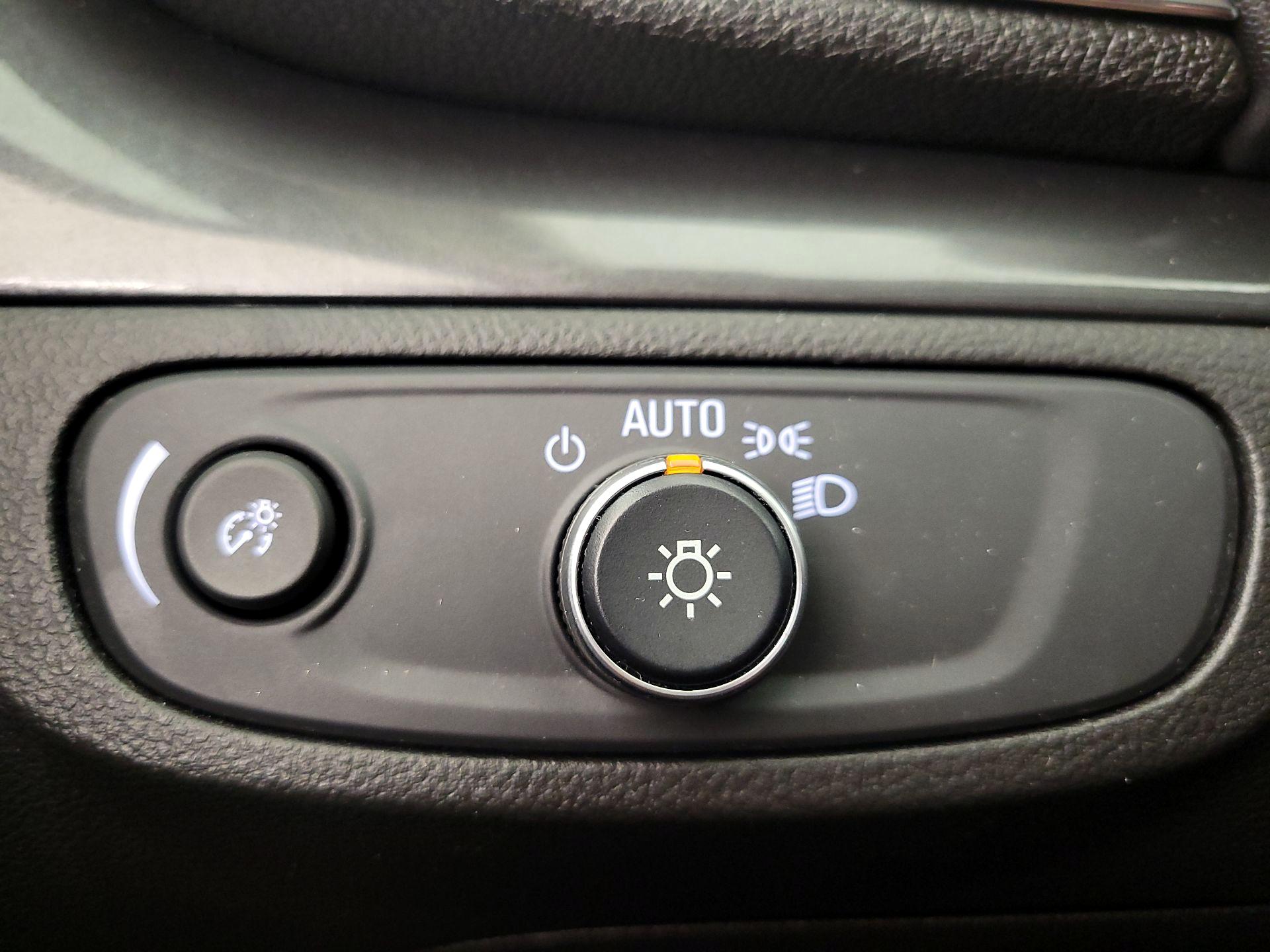 Thumbnail: 2018 Buick Encore - 13