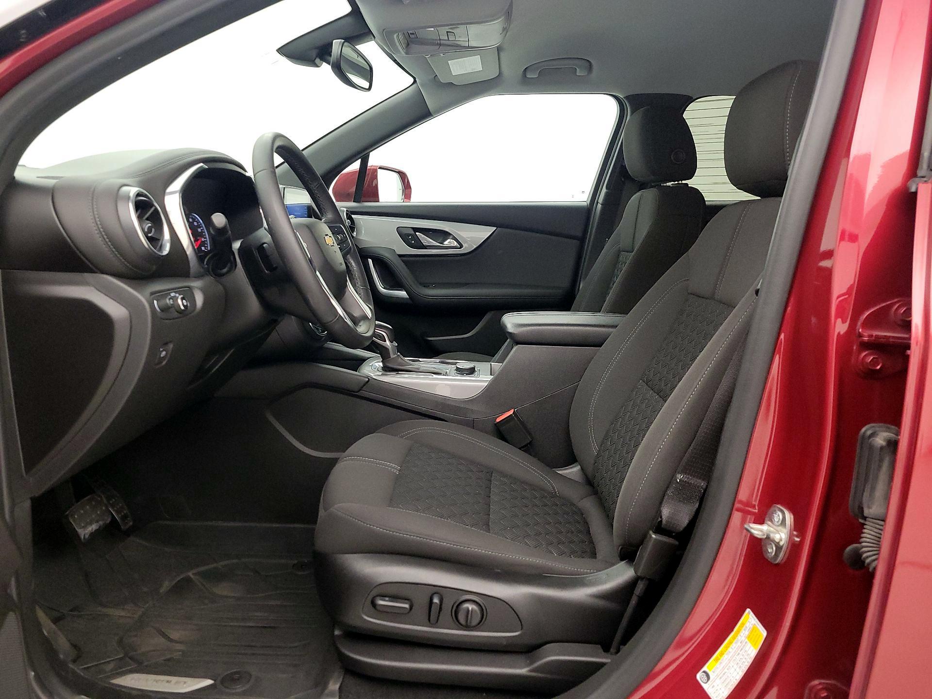 Thumbnail: 2019 Chevrolet Blazer - 11