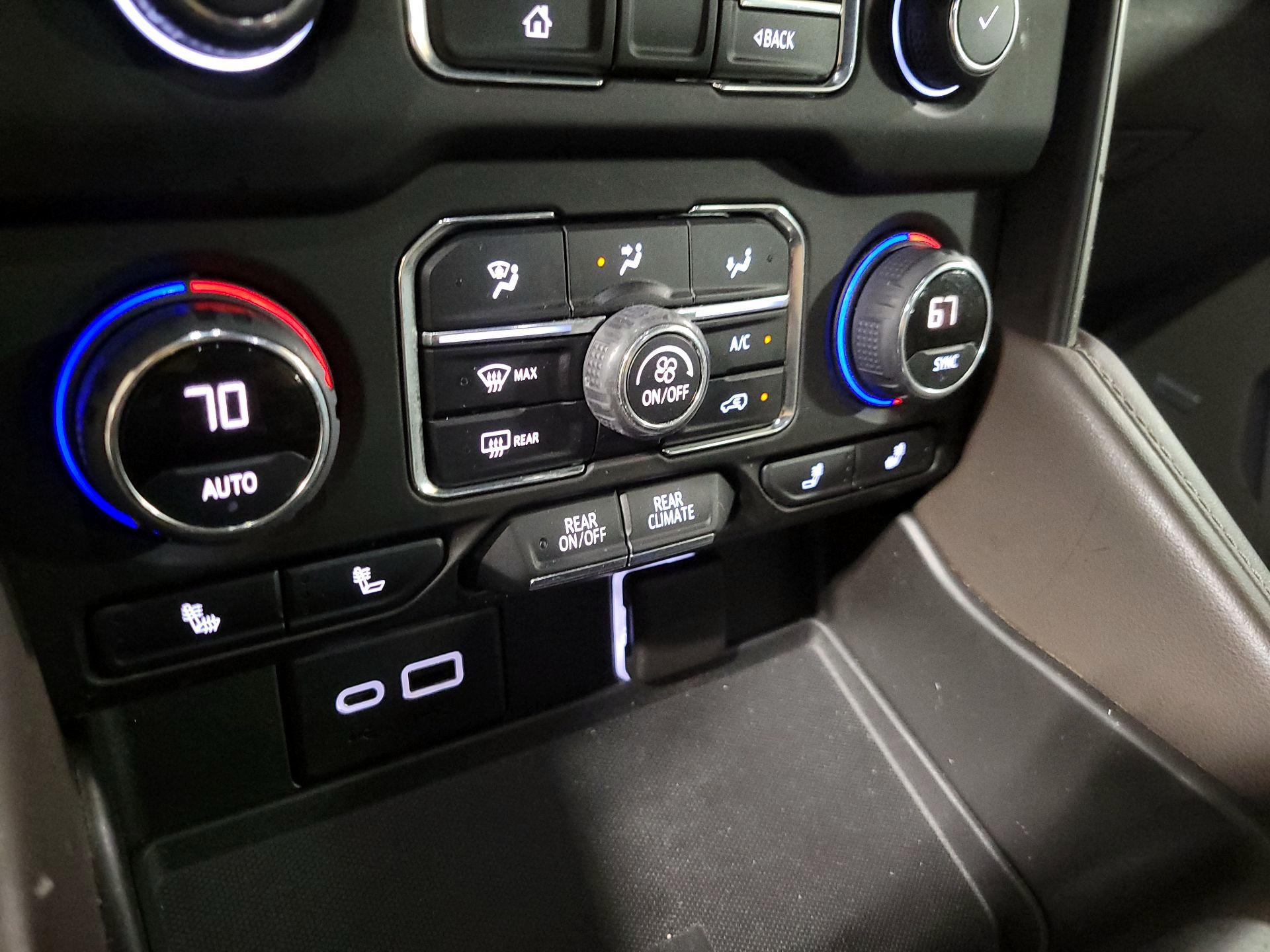 Thumbnail: 2021 Chevrolet Tahoe - 17