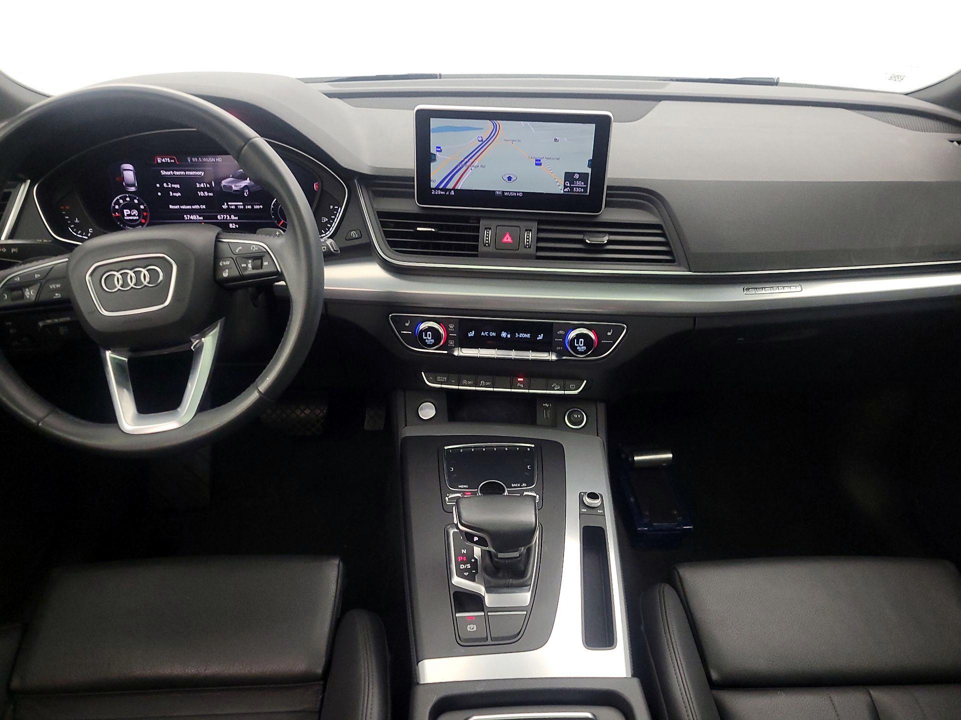 Thumbnail: 2020 Audi Q5 - 9