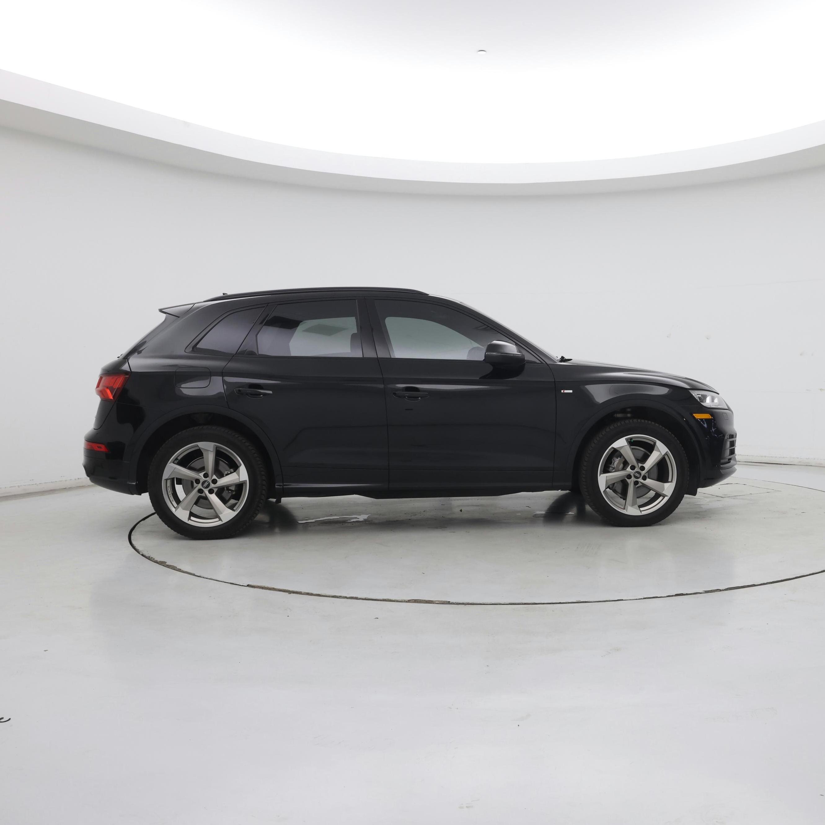 Thumbnail: 2020 Audi Q5 - 7