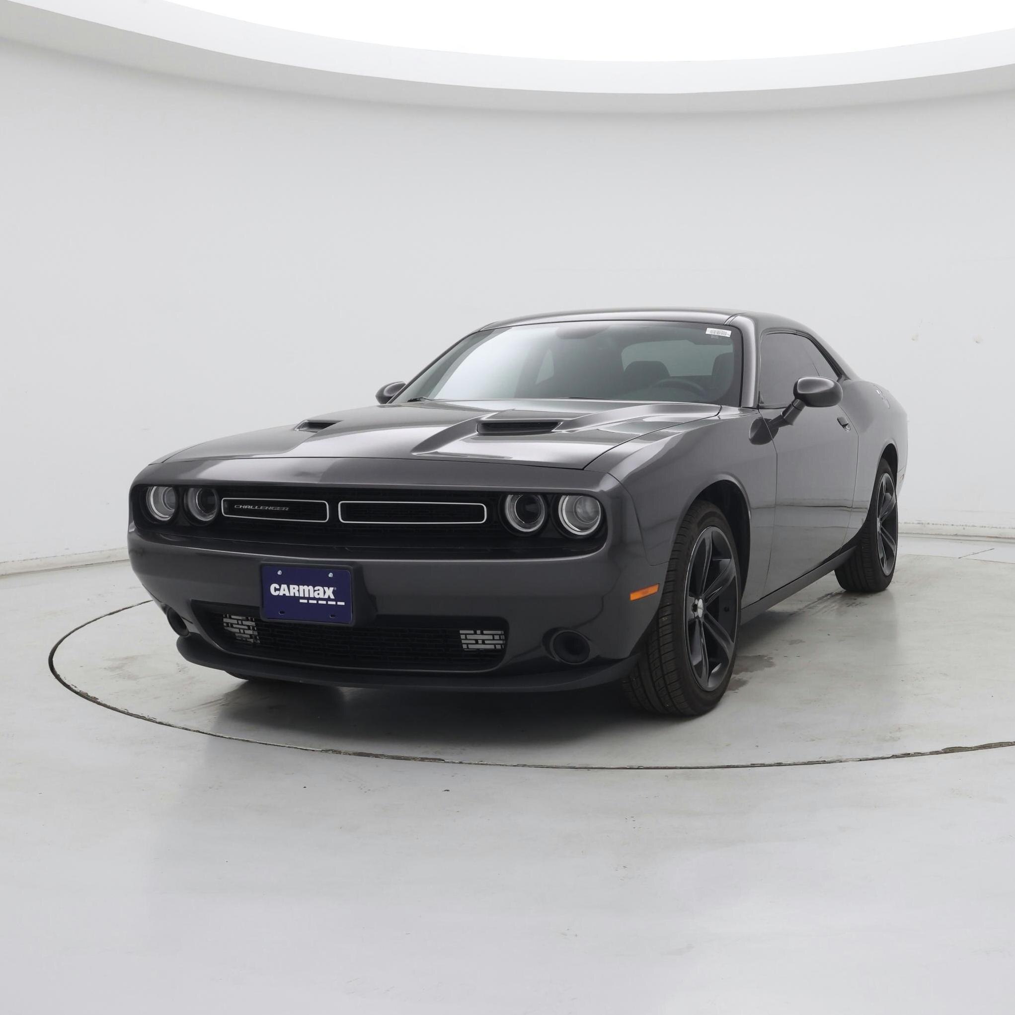 Thumbnail: 2015 Dodge Challenger - 4