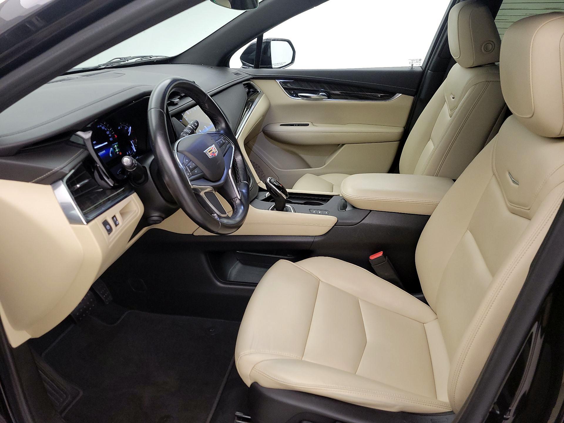 Thumbnail: 2019 Cadillac XT5 - 11